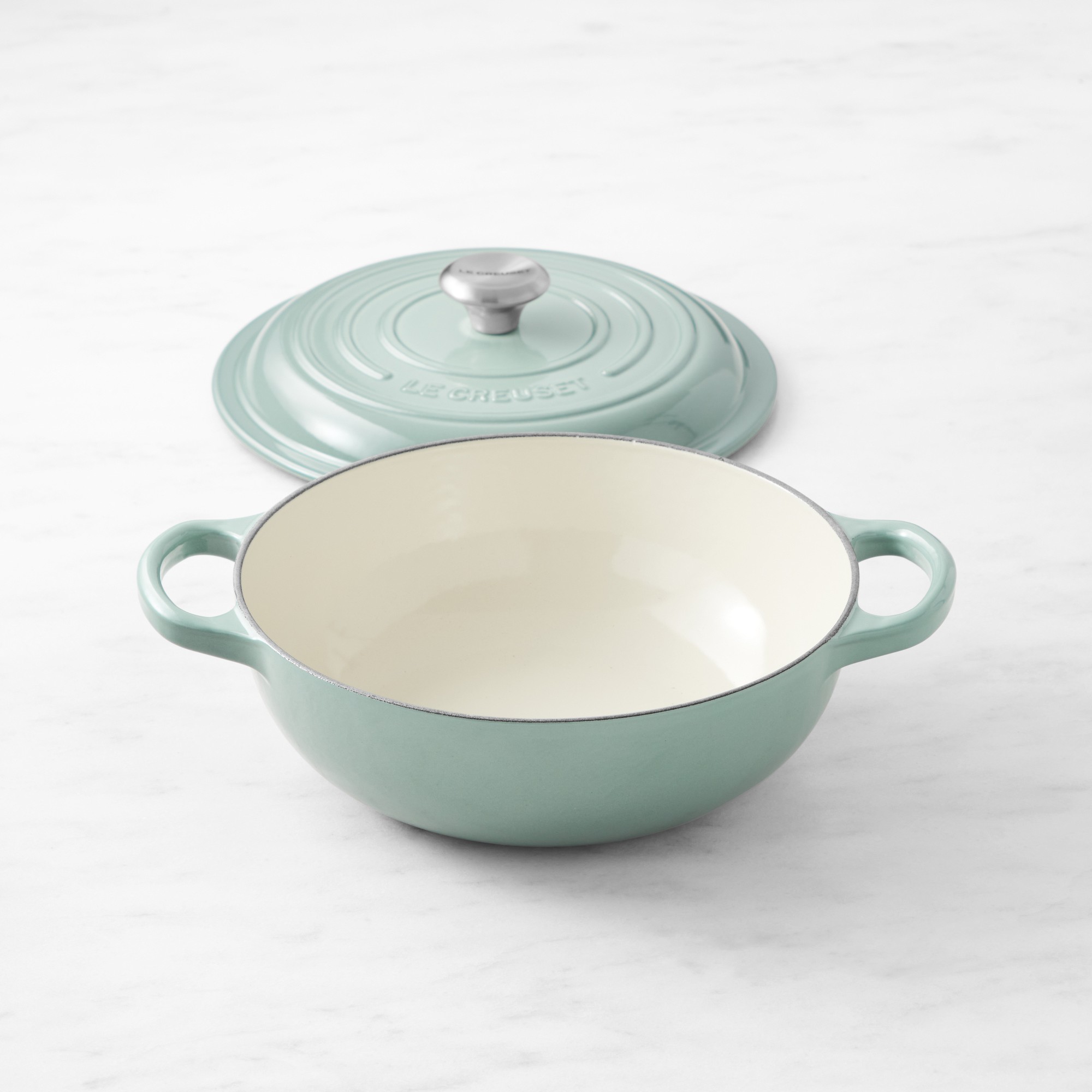 Le Creuset Enameled Cast Iron Signature French Oven, 2 1/2-Qt.