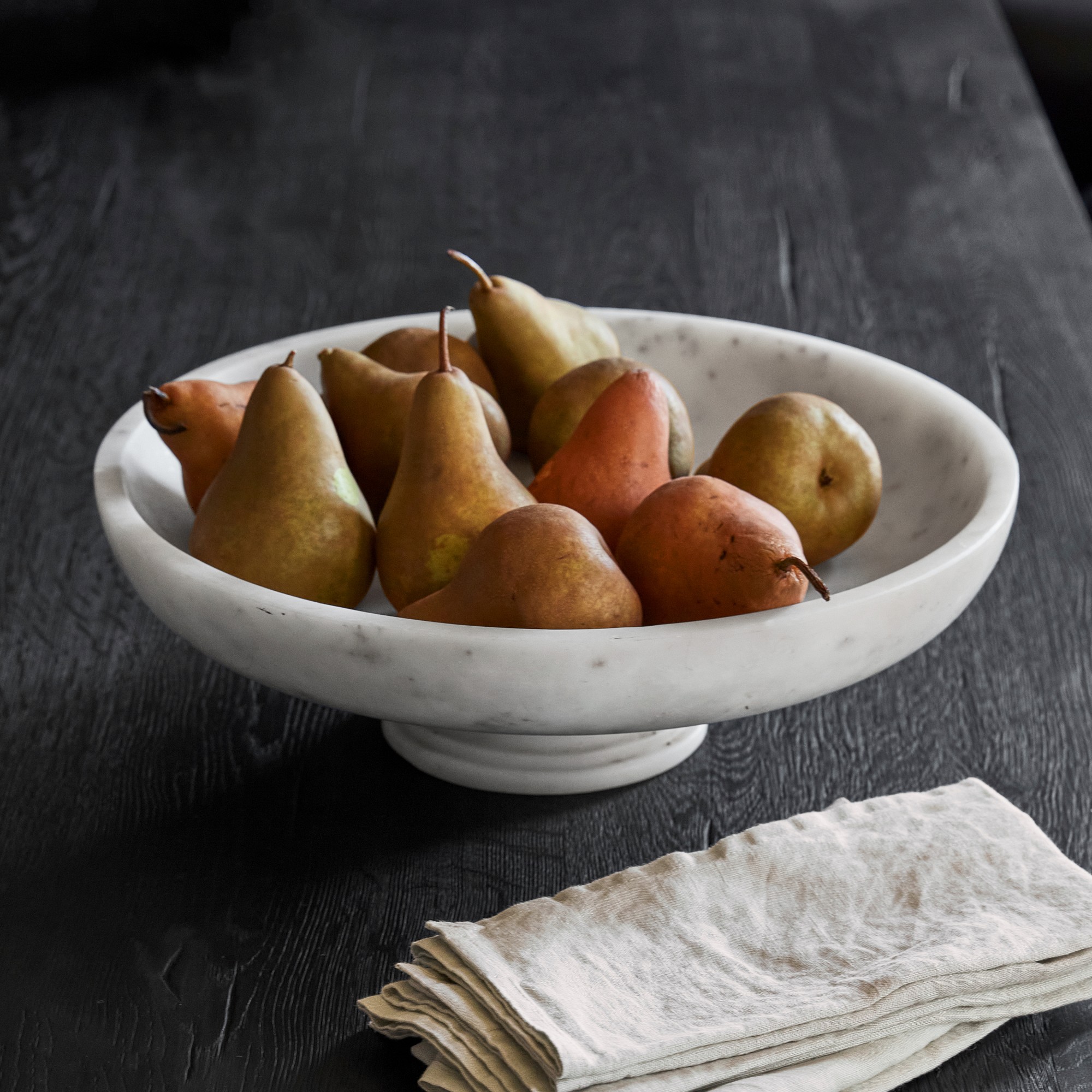 Williams Sonoma Marble Footed Fruit Bowl