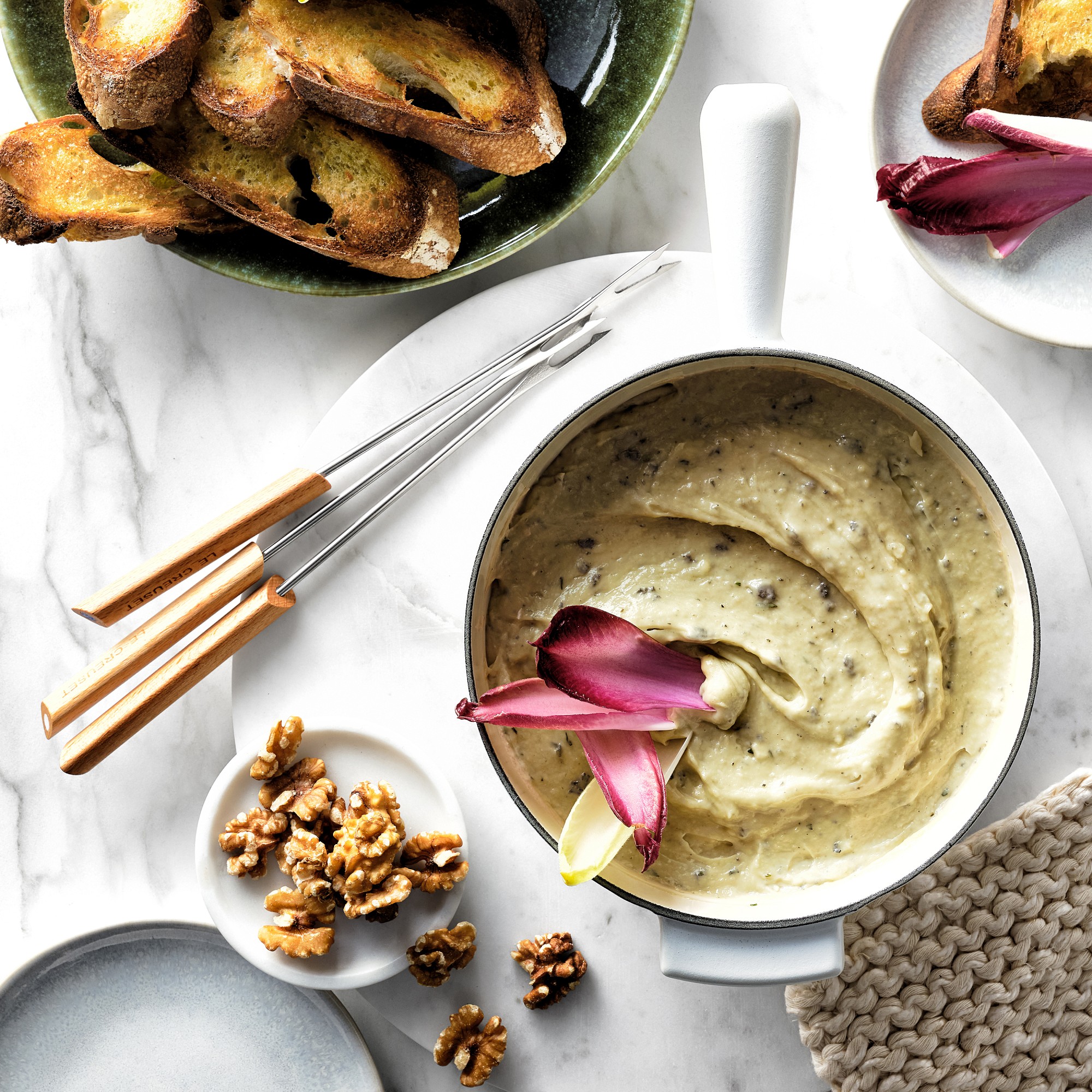 Le Creuset Enameled Cast Iron Fondue Pot, 2 1/2-Qt.