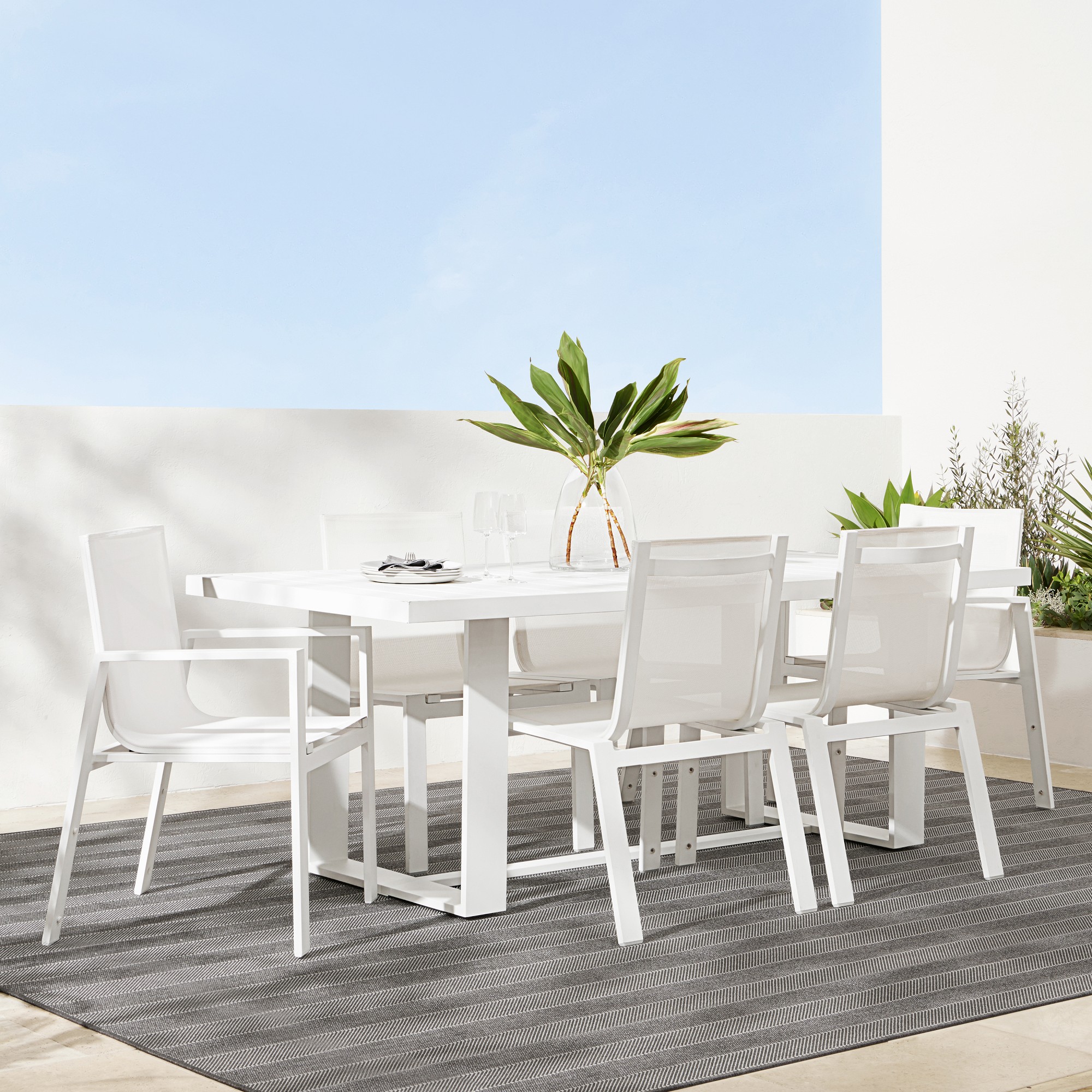 Santa Barbara Outdoor Metal Dining Armchair