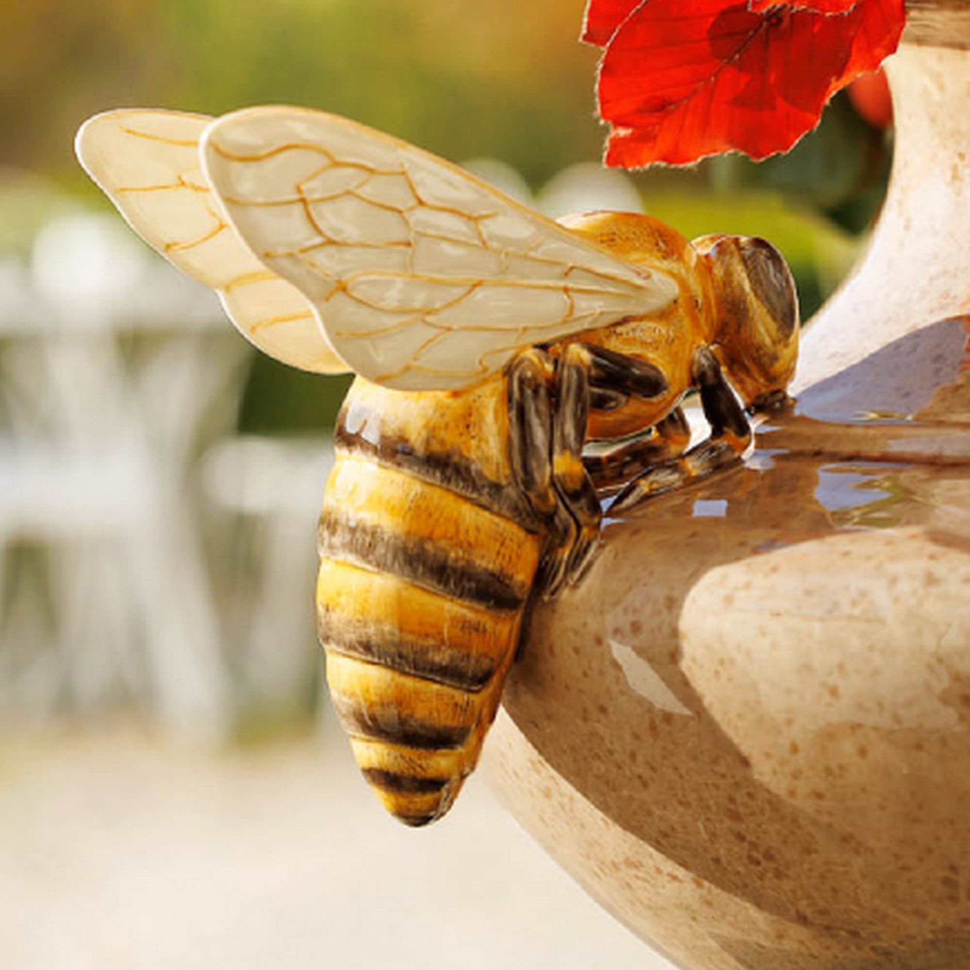 Bordallo Pinheiro The Meaning Vase with Bee