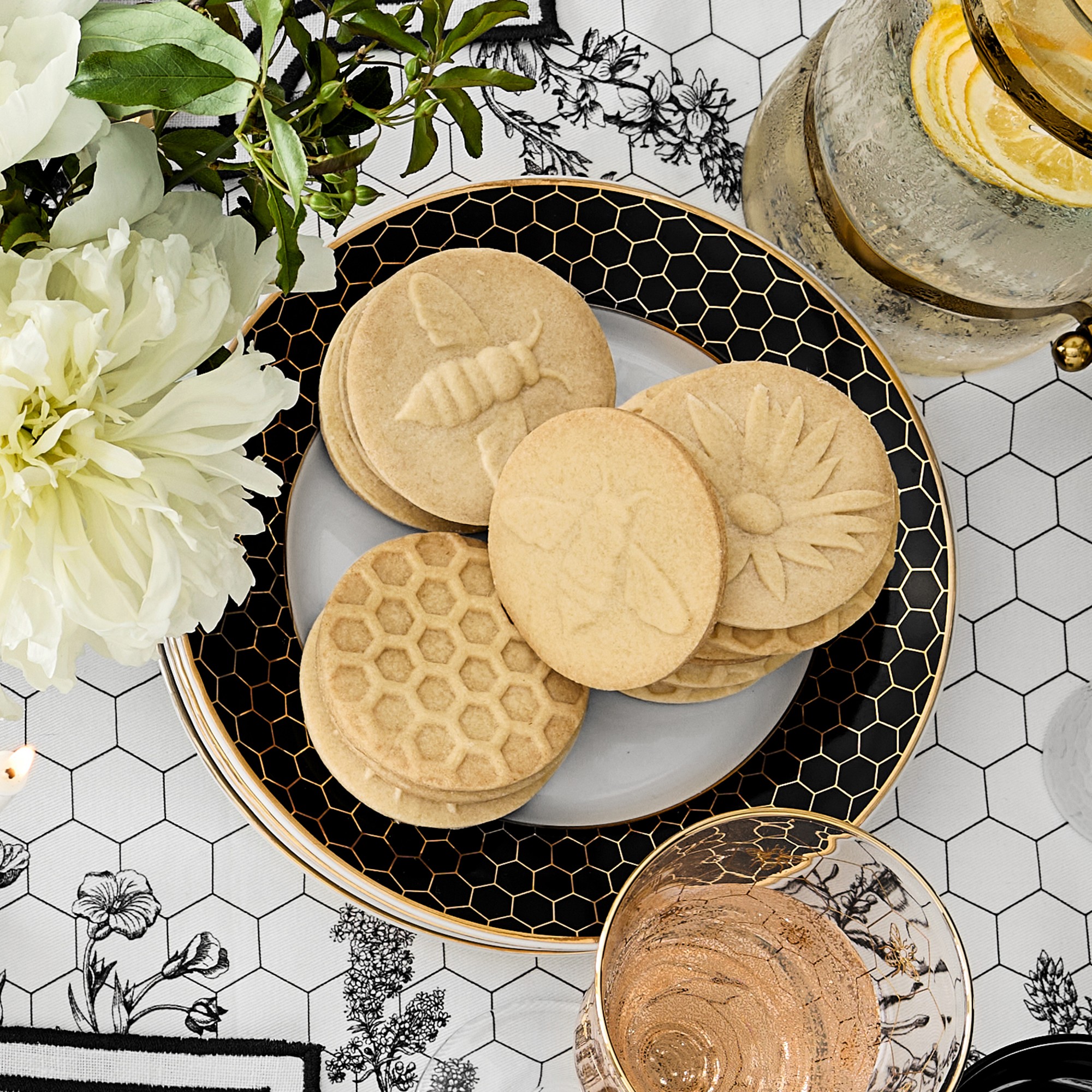 Honeycomb Salad Plates