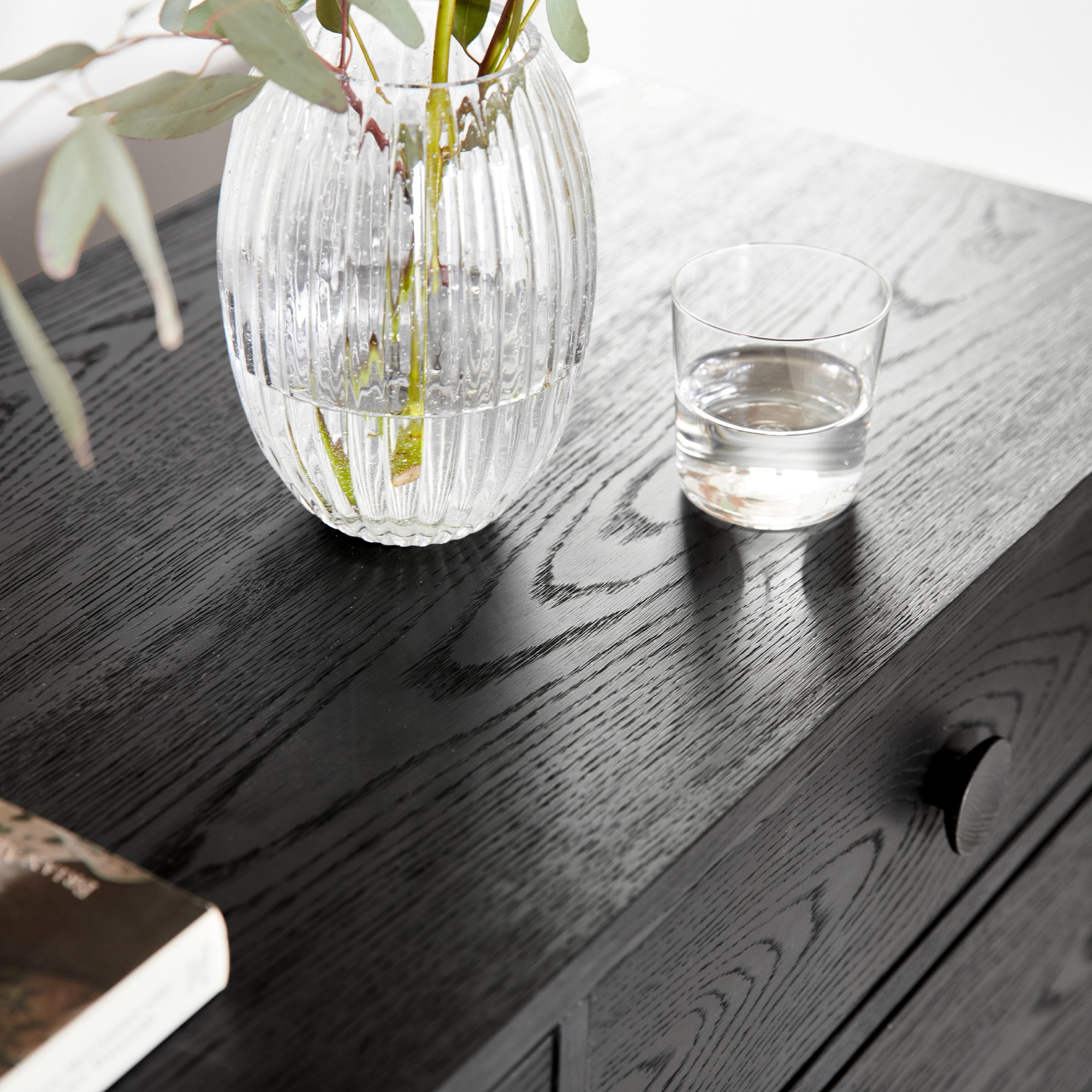 Spindle 4-Drawer Dresser (50