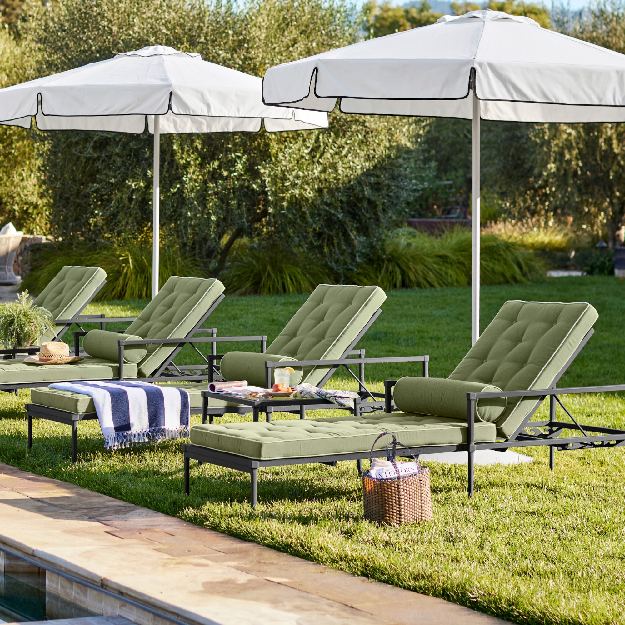 Bridgehampton Outdoor Chaise
