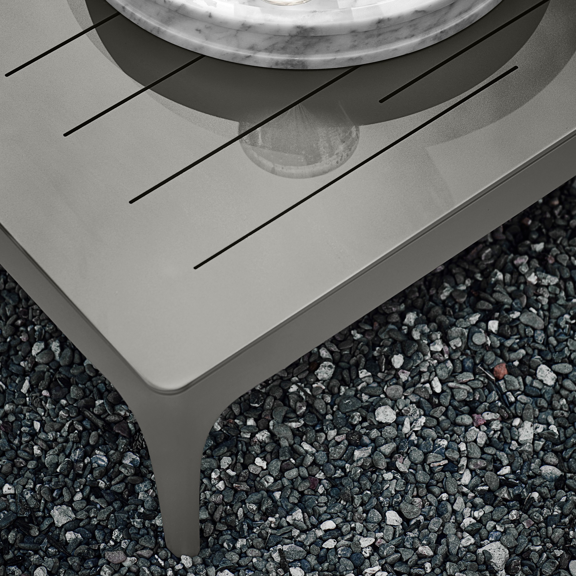 Palisades Outdoor Rectangular Coffee Table (47.5