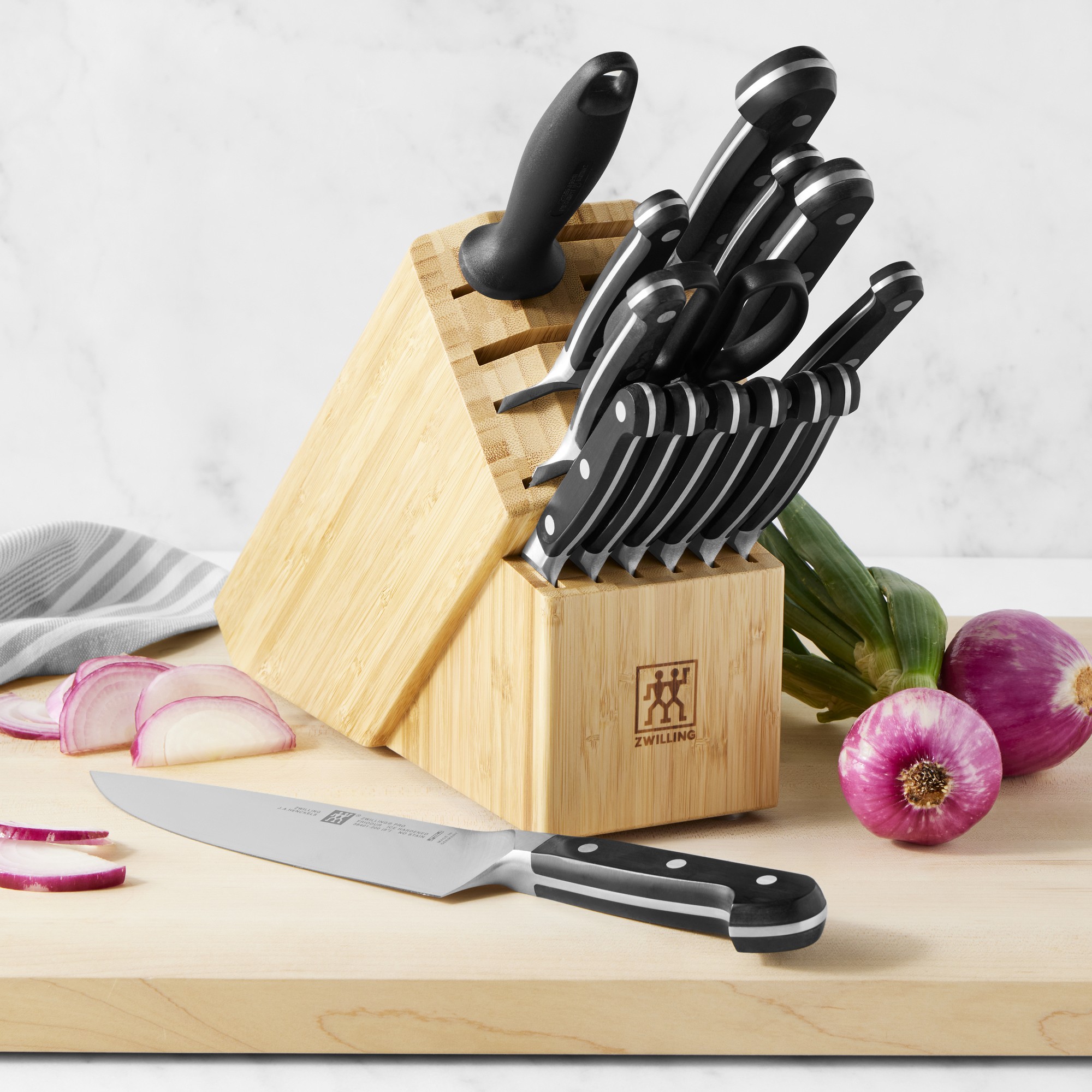 Zwilling Pro Knife Block, Set of 16