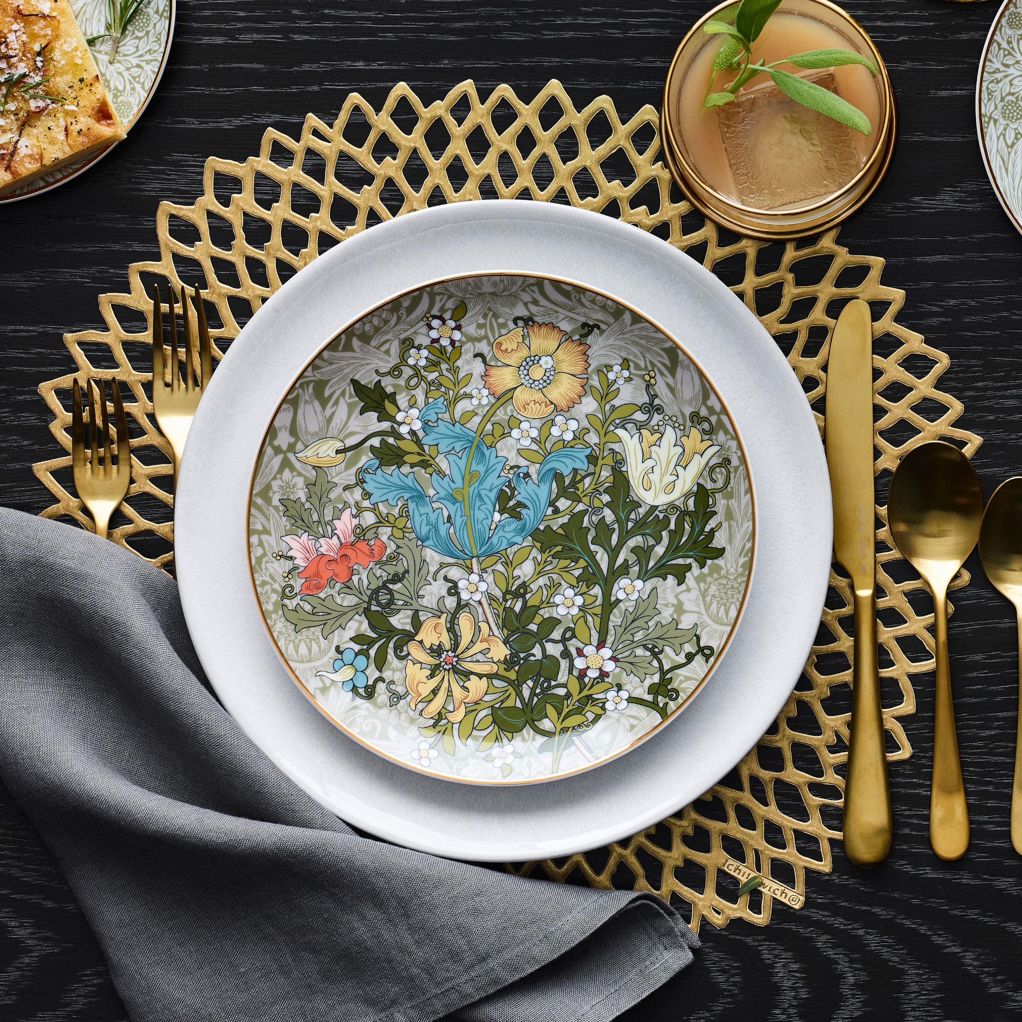 Cyprus Reactive Glaze Dinner Plates