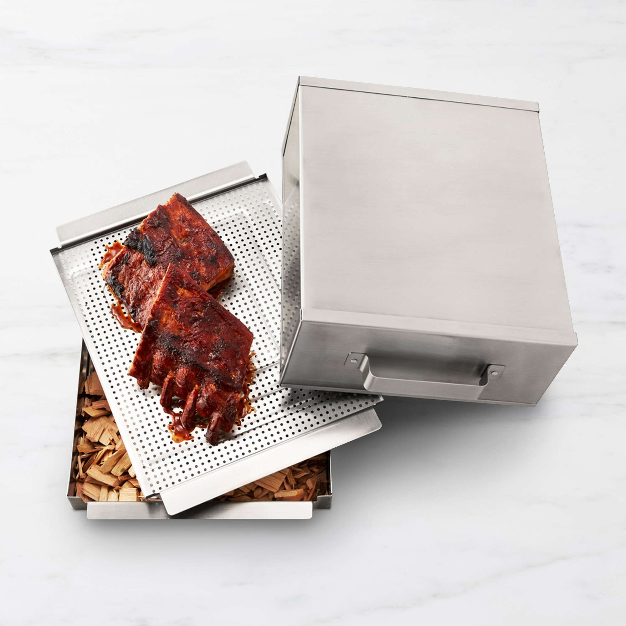 Williams Sonoma Smoker Box & Hickory Smoking Chips Set