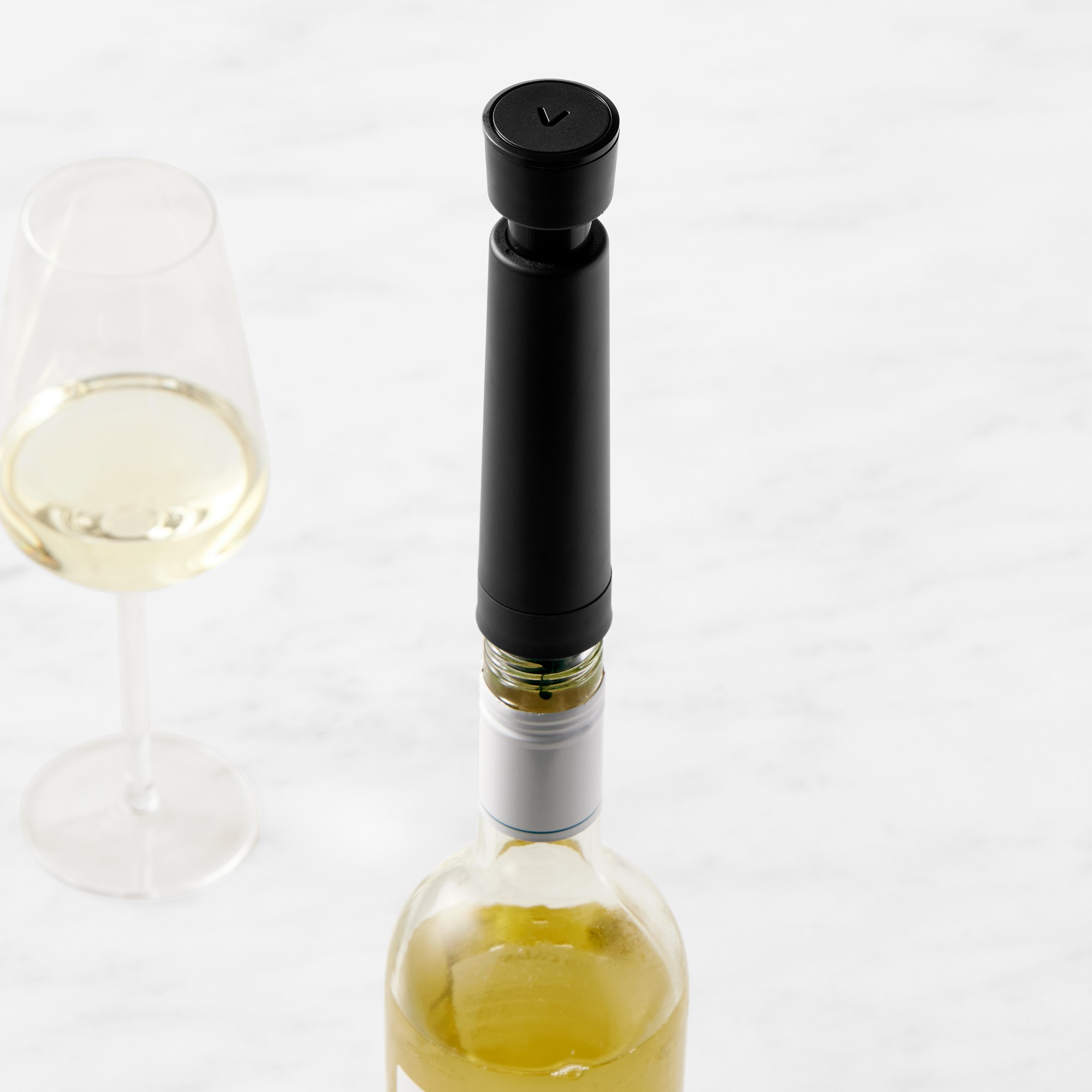 Airtender® Manual Wine Aerator & Perservation Set