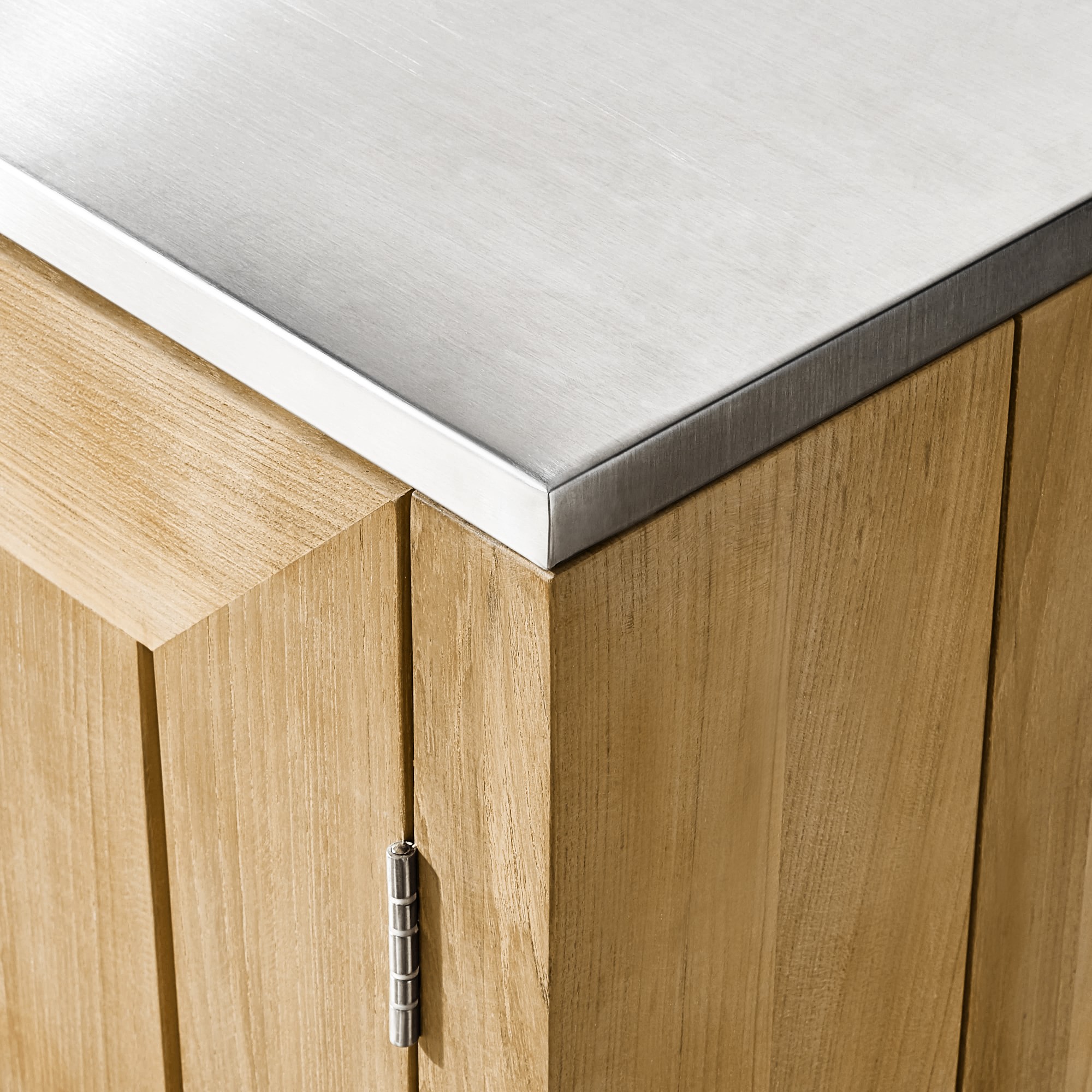 Larnaca Outdoor Teak 2-Door Cabinet (54.5