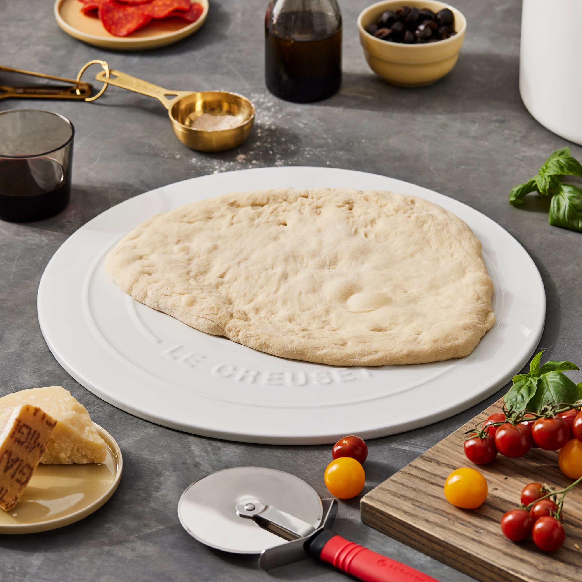 Le Creuset Stoneware Round Pizza Stone