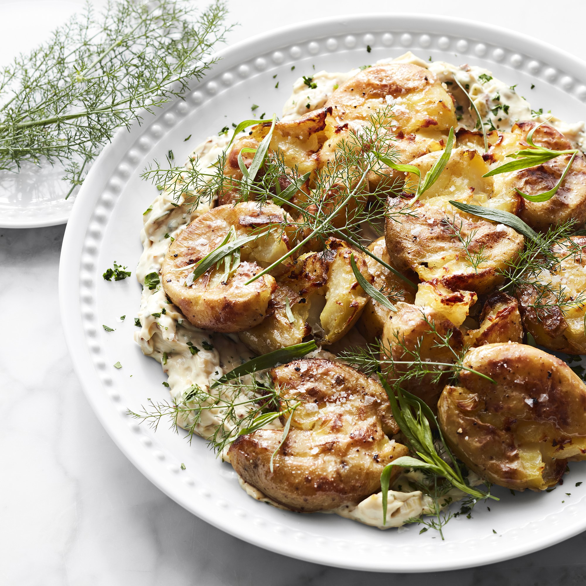 Pillivuyt Beaded Coupe 16-Piece Dinnerware Set with Pasta Bowl