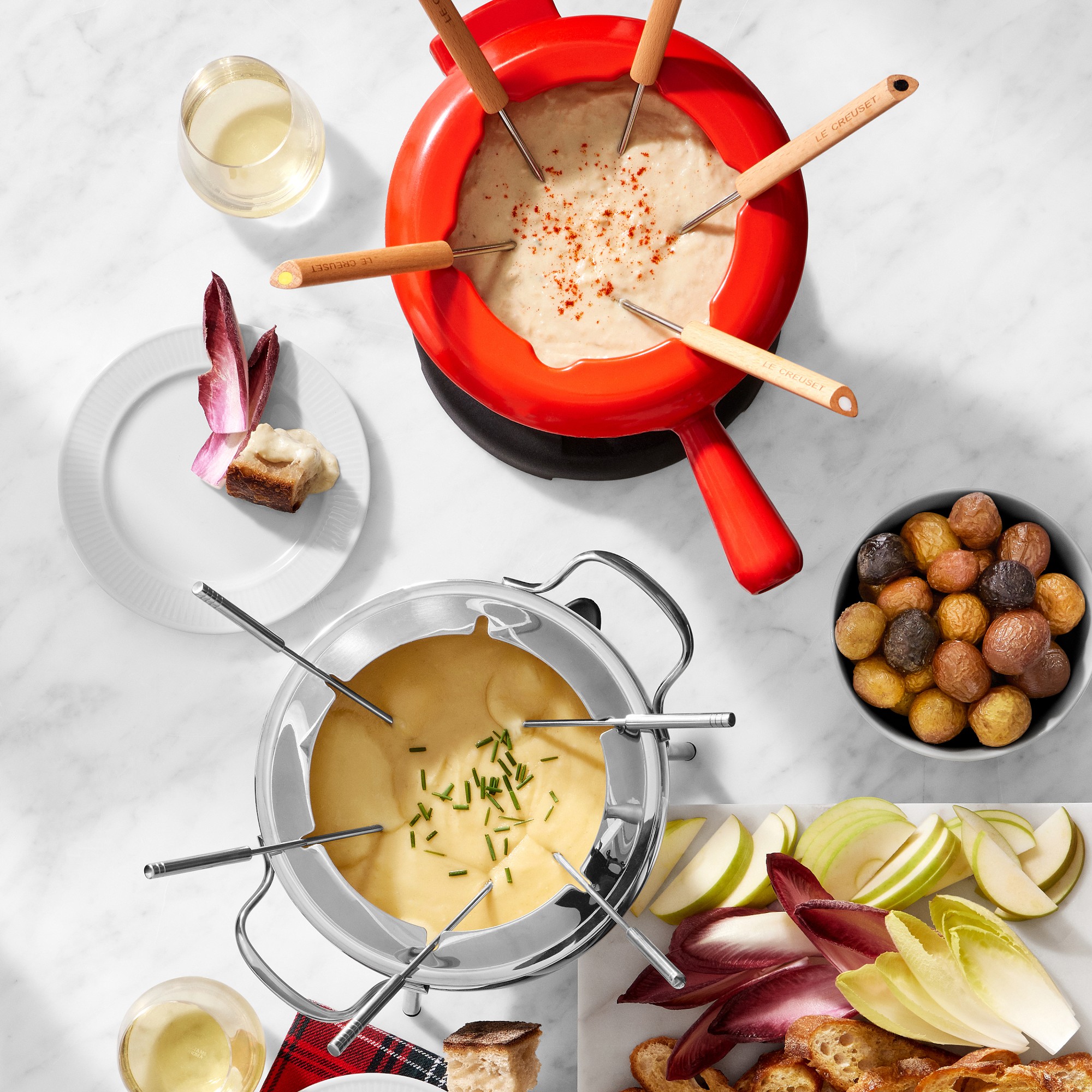 Le Creuset Enameled Cast Iron Fondue Pot, 2 1/2-Qt.