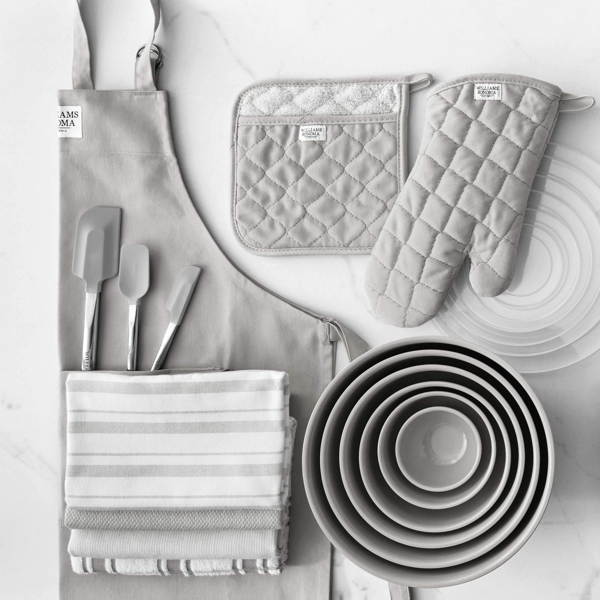 Williams Sonoma Solid Oven Mitt