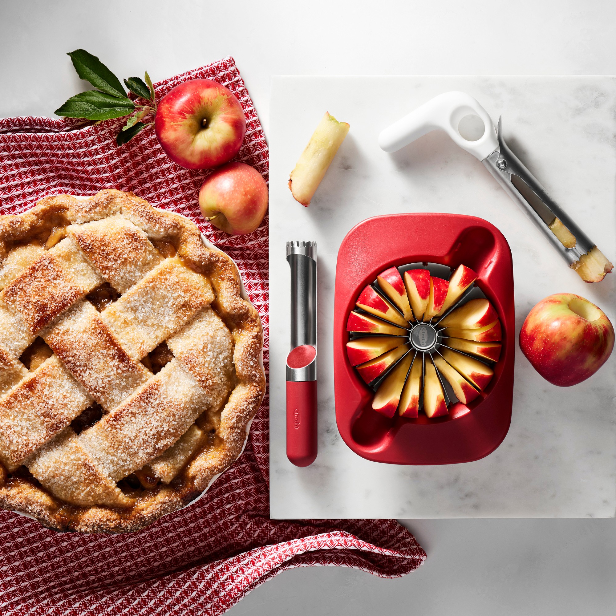 Williams Sonoma Prep Tools Adjustable Apple Slicer & Corer, Red