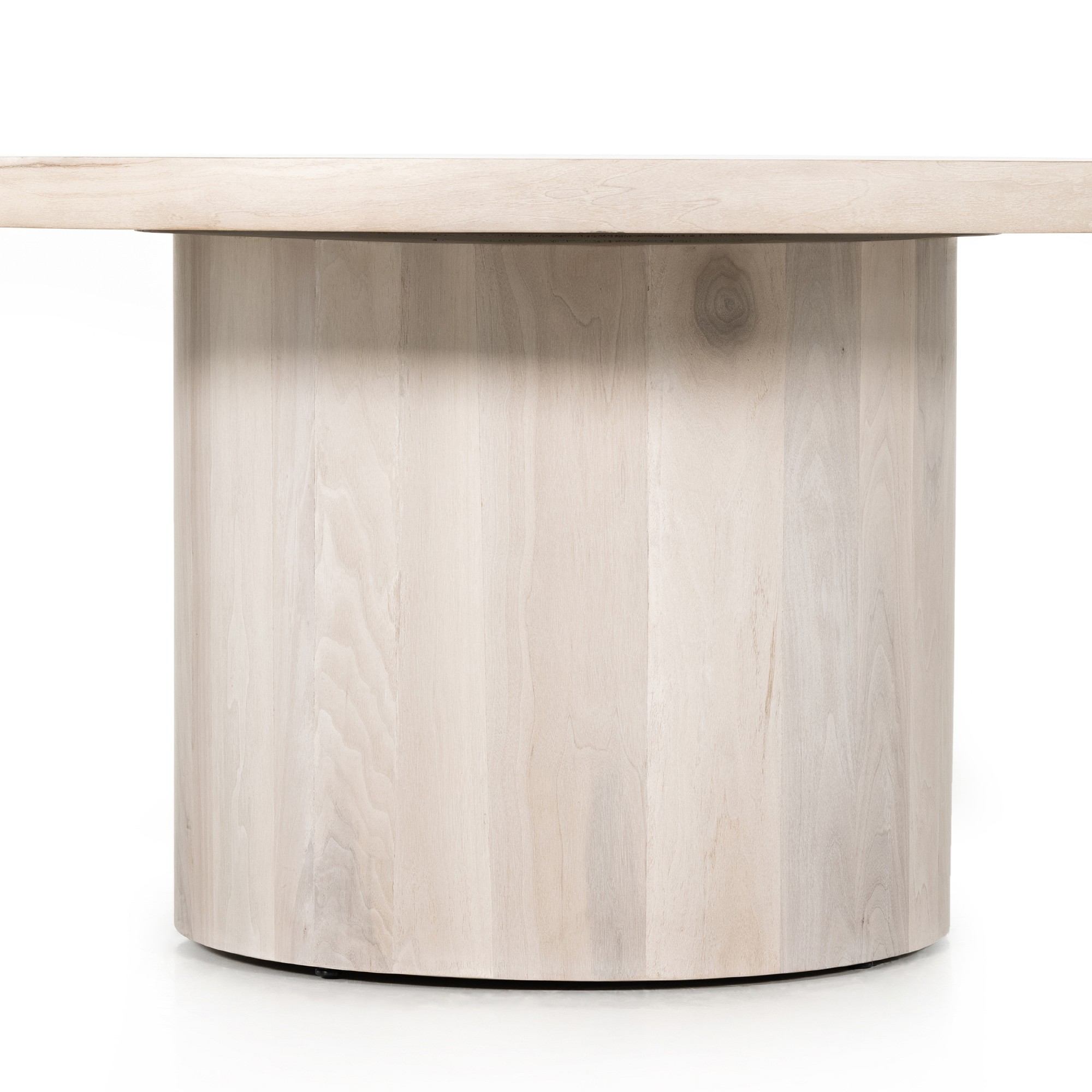 Calabria Round Dining Table (60