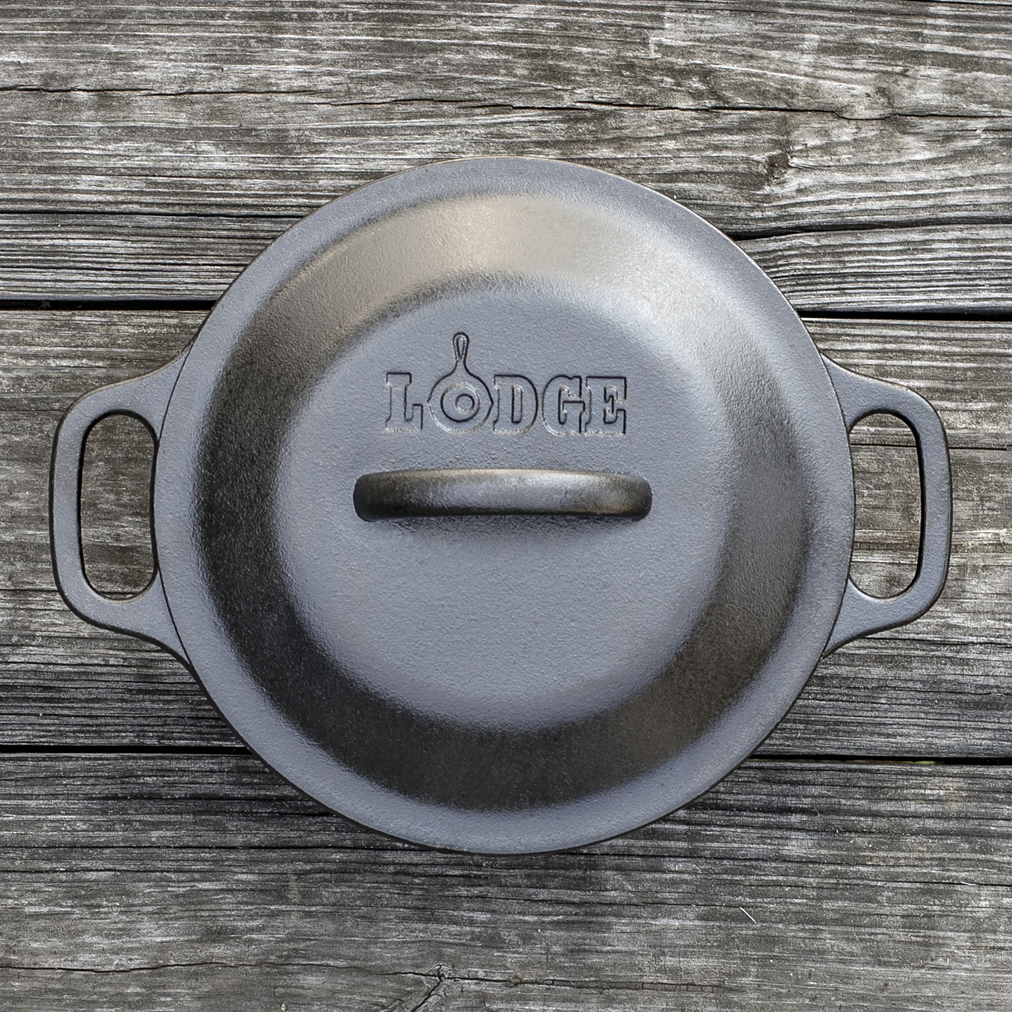 Lodge Seasoned Cast Iron Dutch Oven