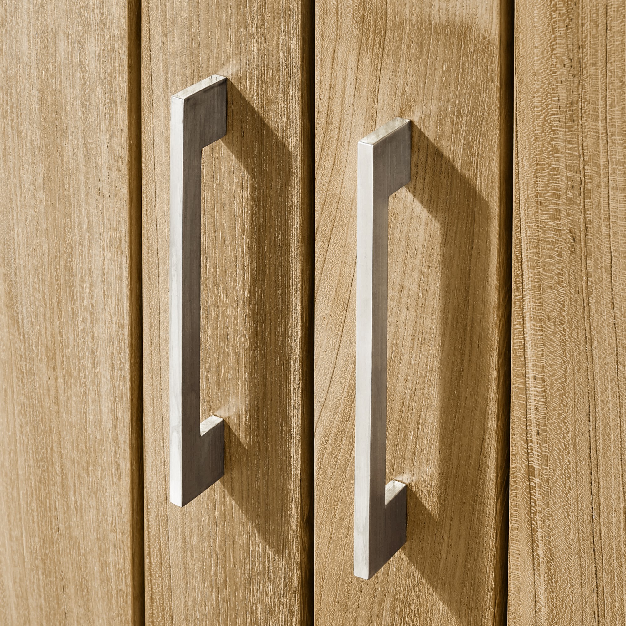 Larnaca Outdoor Teak 2-Door Cabinet (54.5