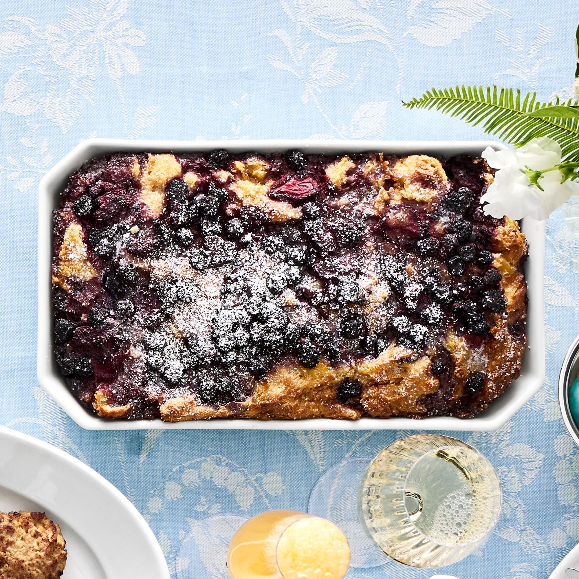 Primavera Jacquard Table Runner