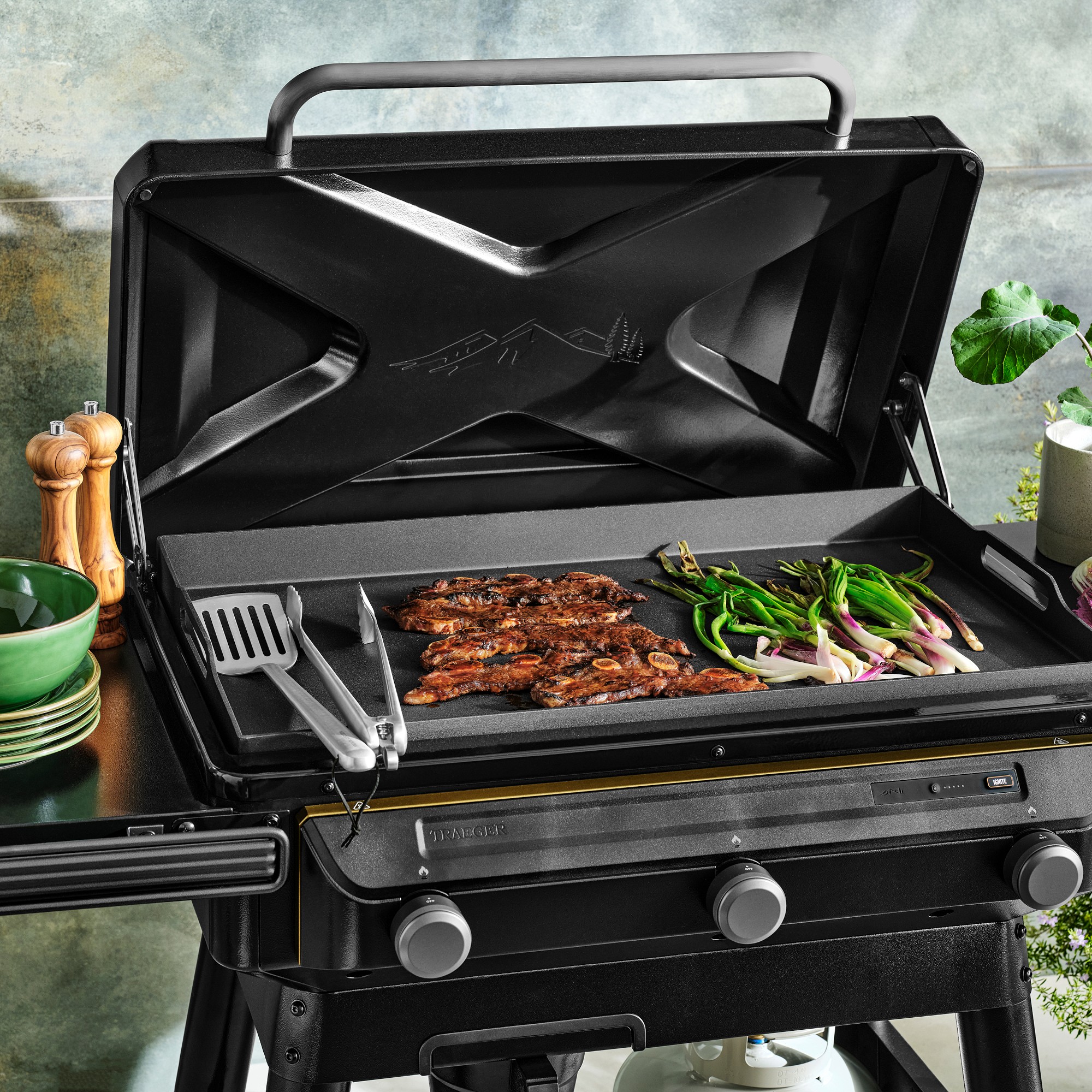 Traeger Flatrock Flat Top Griddle