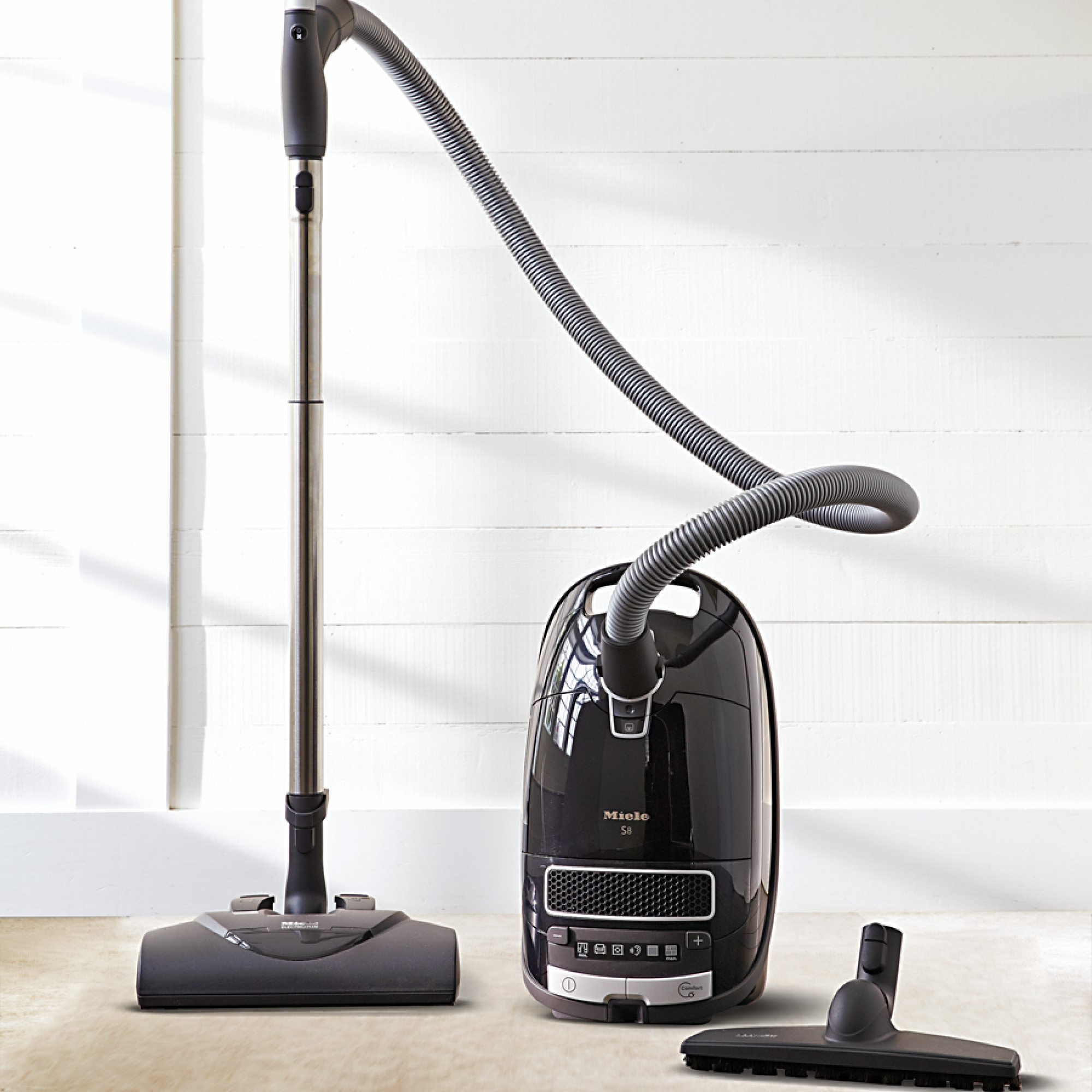 Miele Complete C3 Kona Vacuum