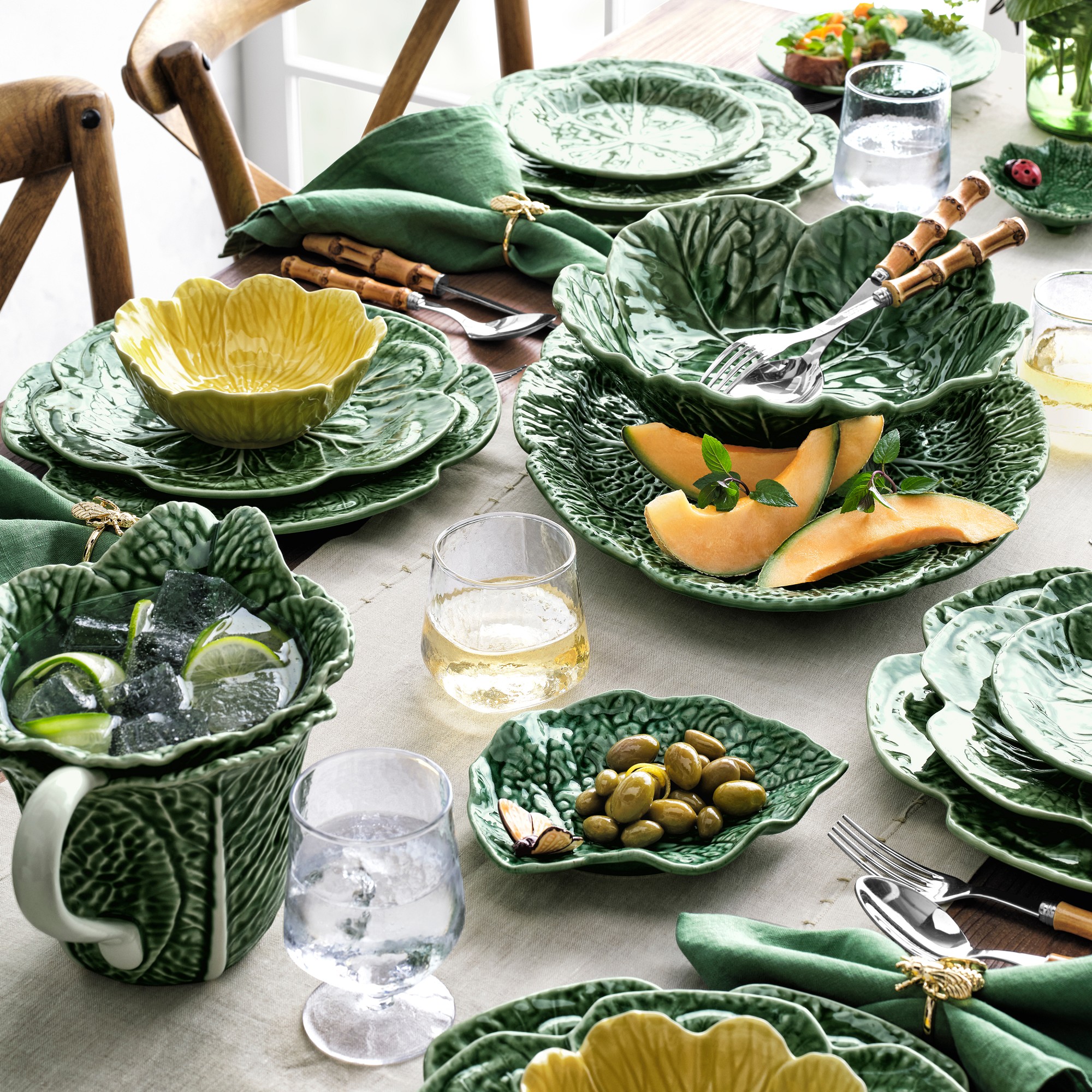 Bordallo Pinheiro Cabbage Dinner Plates
