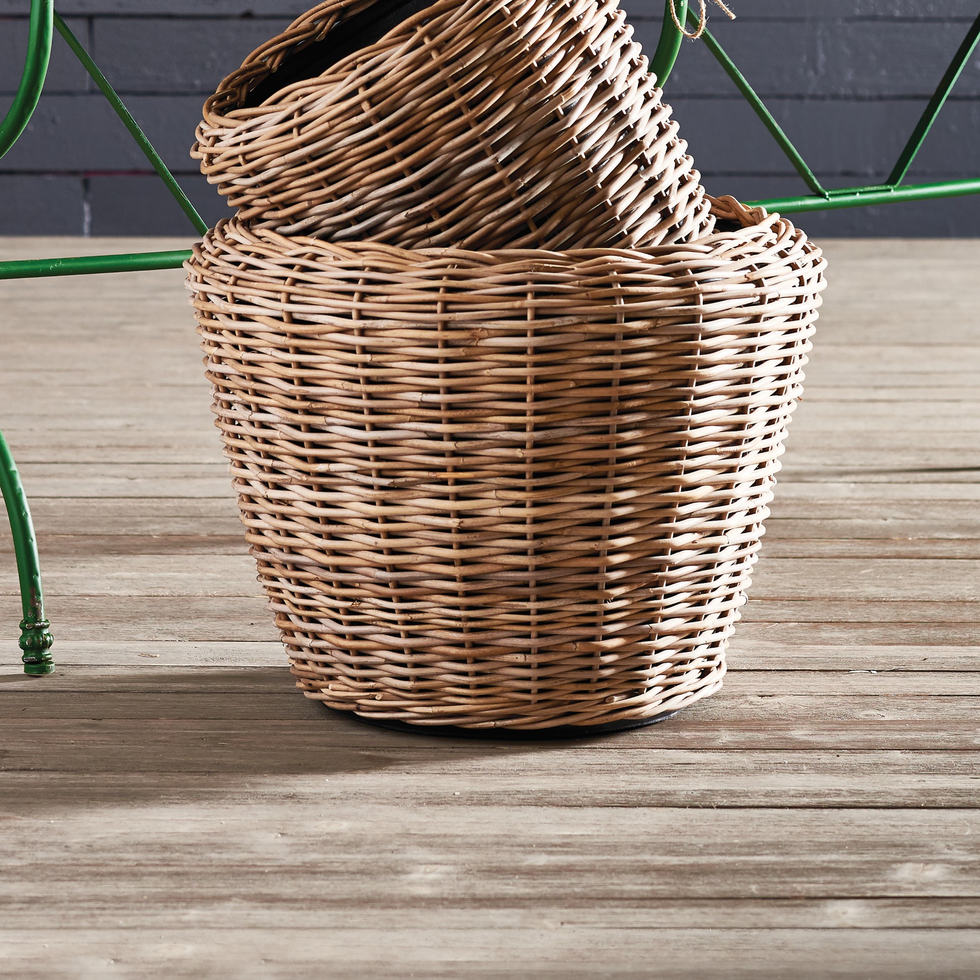 Woven Dry Basket Planter