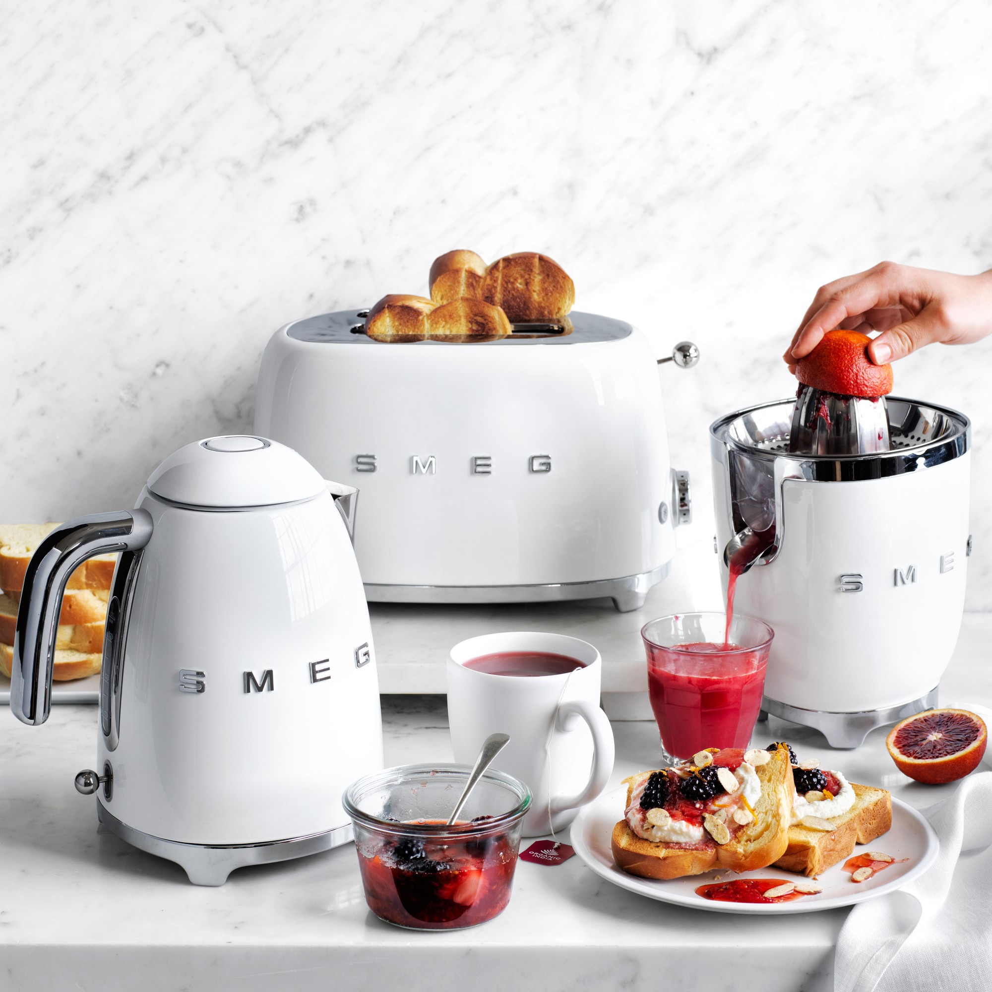 SMEG Citrus Juicer