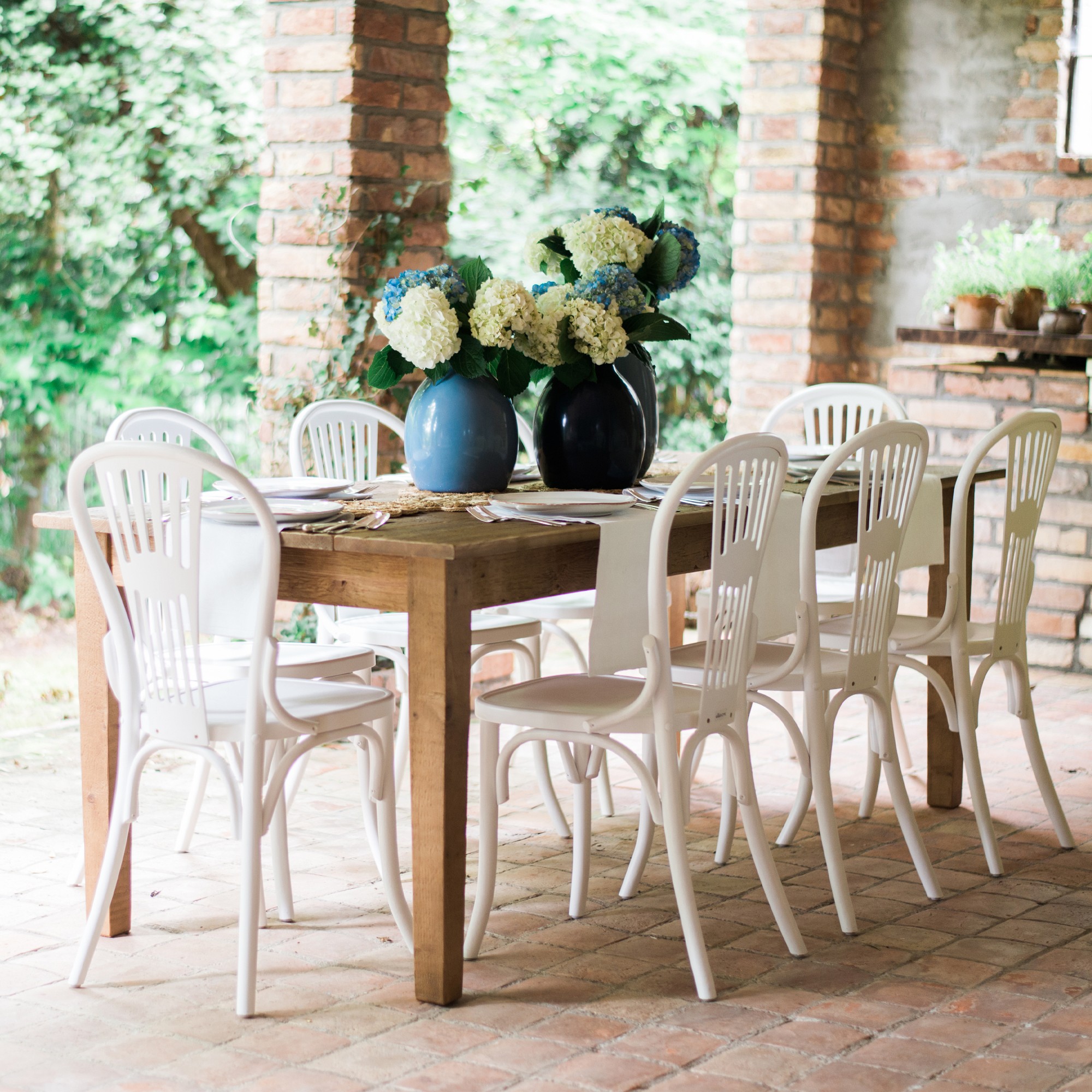 Chamonix Farm Table (72