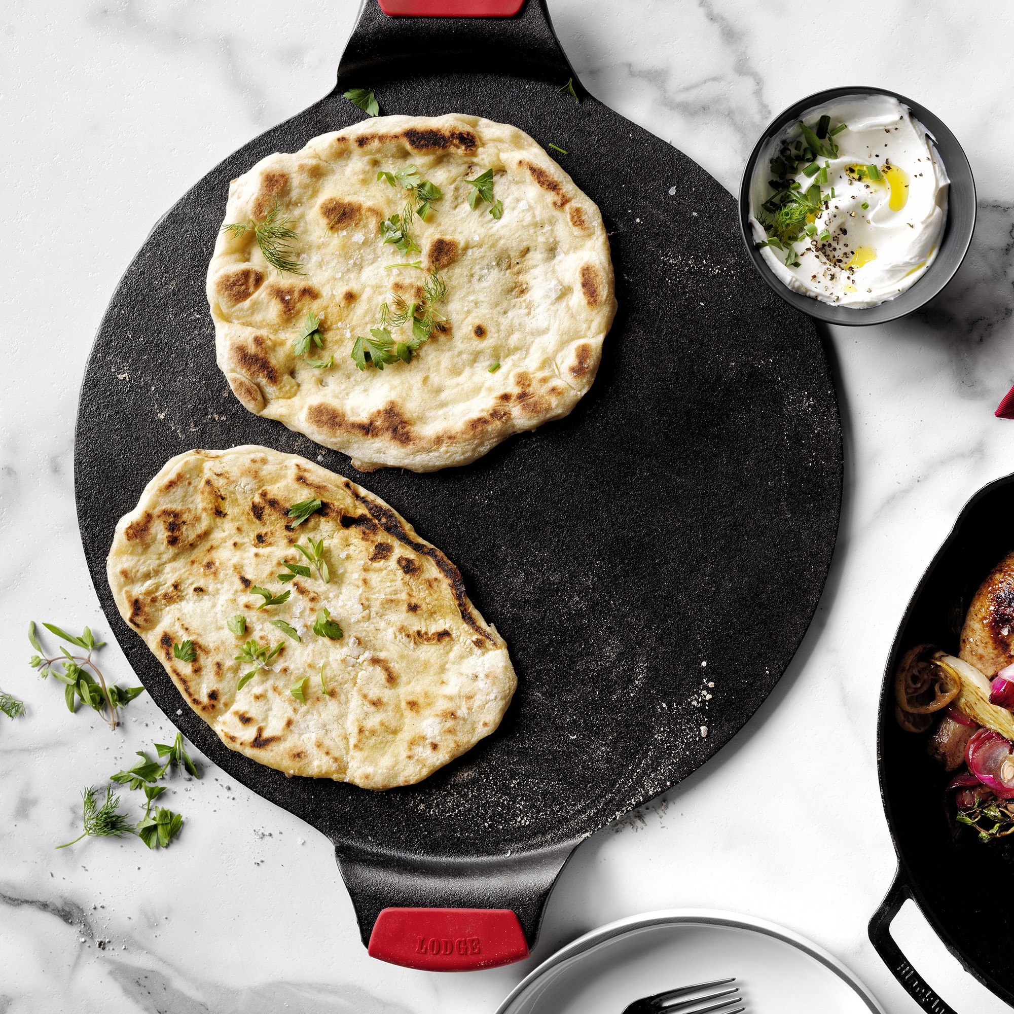 Lodge Bakeware Seasoned Cast Iron Pizza Pan