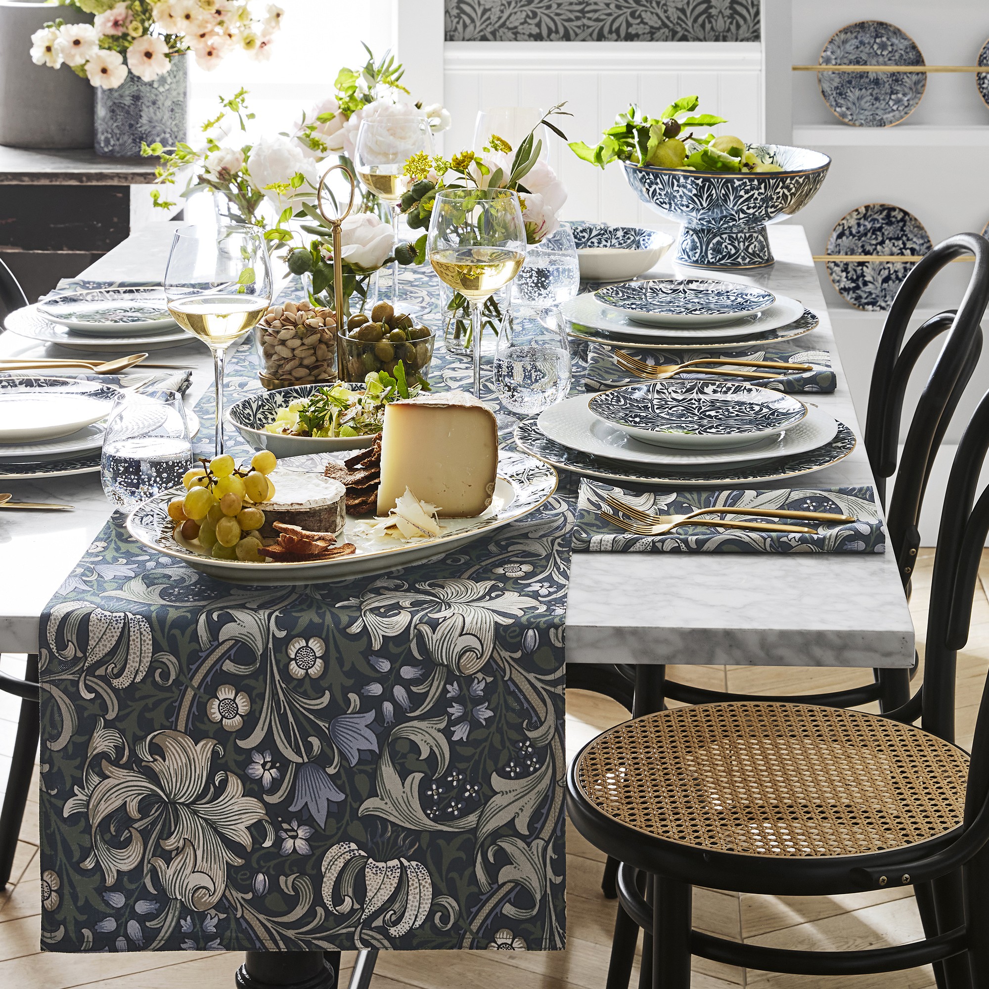 Morris & Co. x Williams Sonoma Golden Lily Napkins, Set of 4