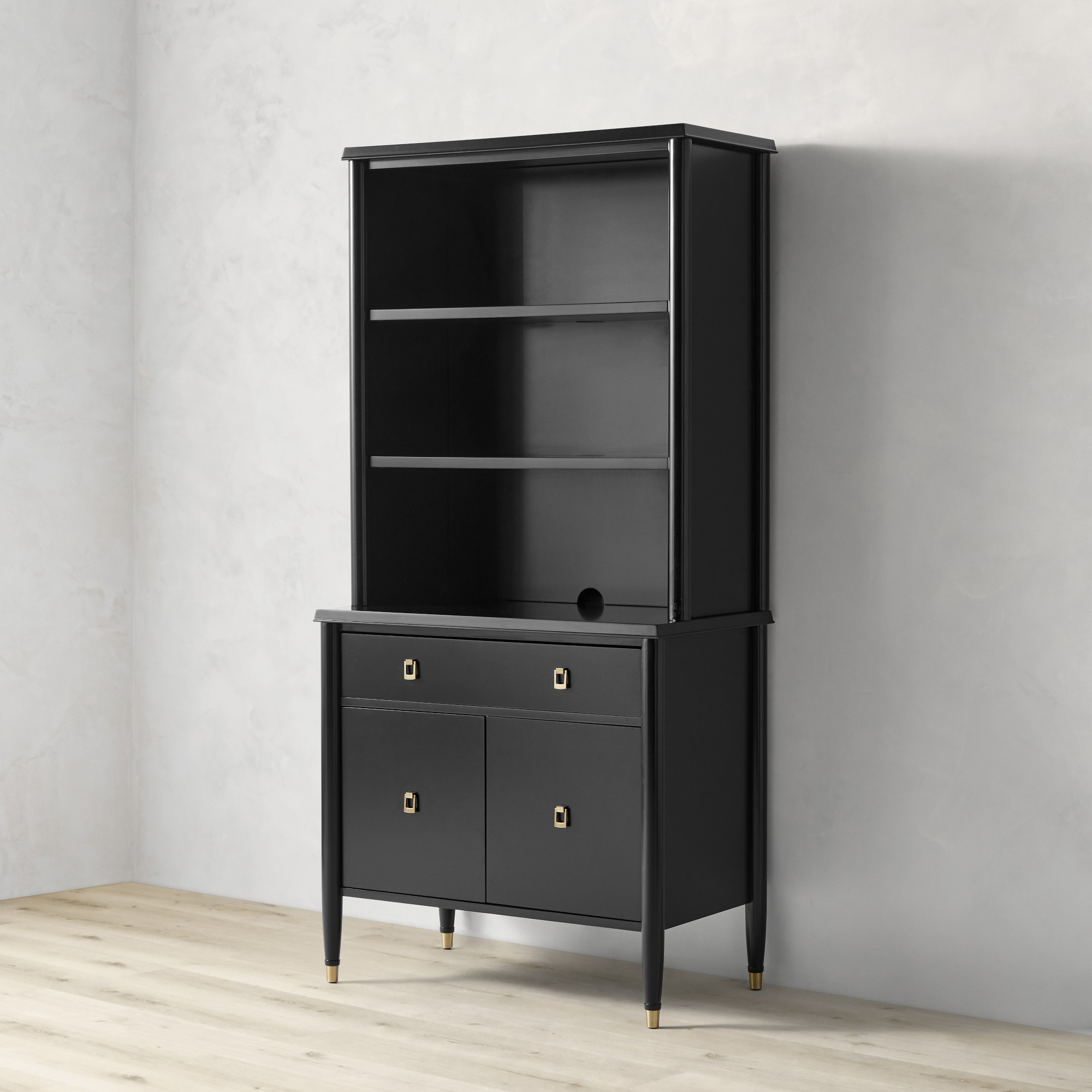 Lacourte Storage Hutch (37
