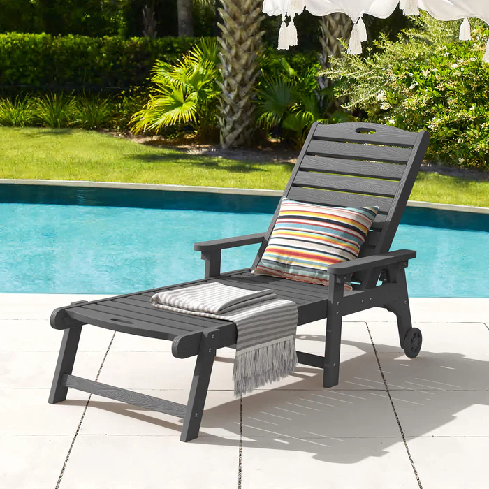 Outdoor Lounger