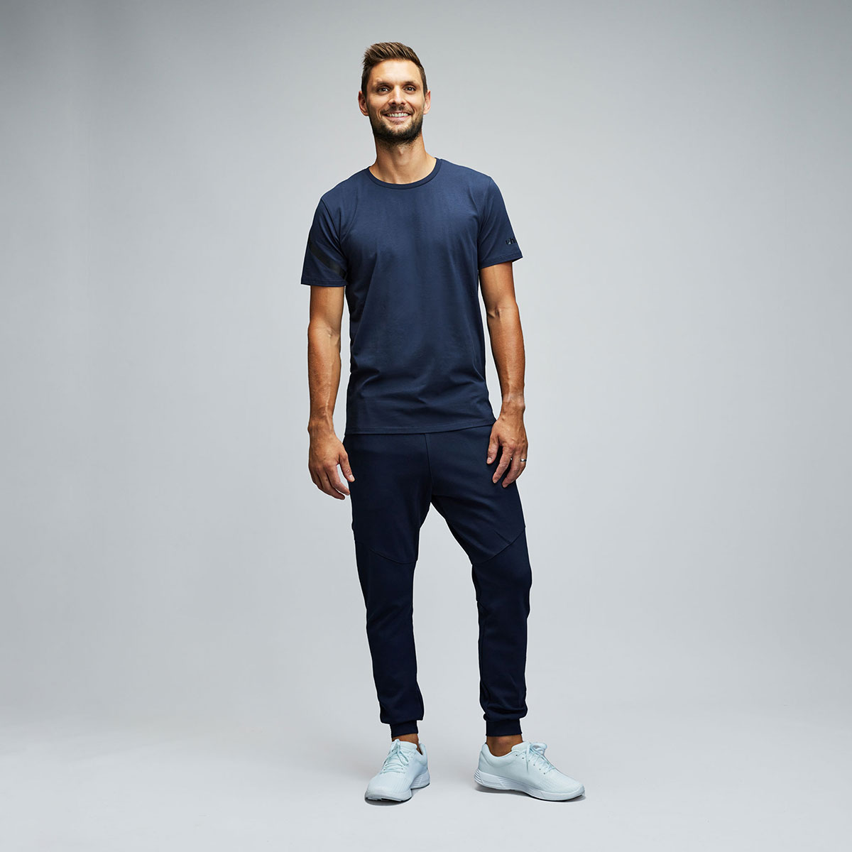 ESSENTIAL PRO PANTS