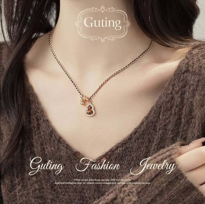 7069 Fu Lu Man Man New Chinese-style Slightly inlaid Sparkling Gourd Necklace, Women's high-end sweater chain, New Chinese-style jewelry