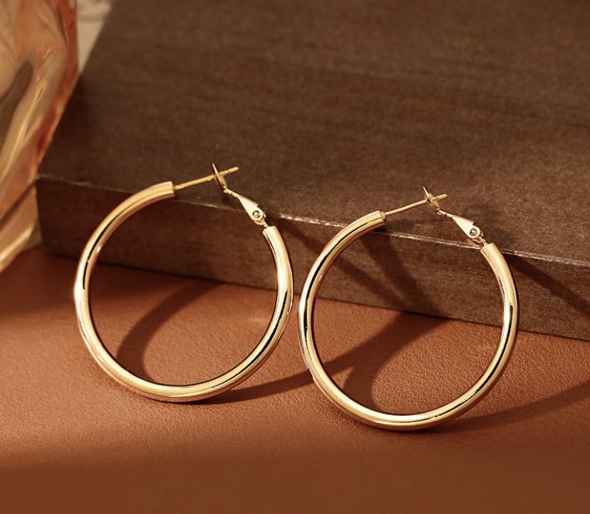 21374 Classic Korean version large ear ring, high-end commuting round earrings, fashionable mirror plain ring, face-enhancing small earrings