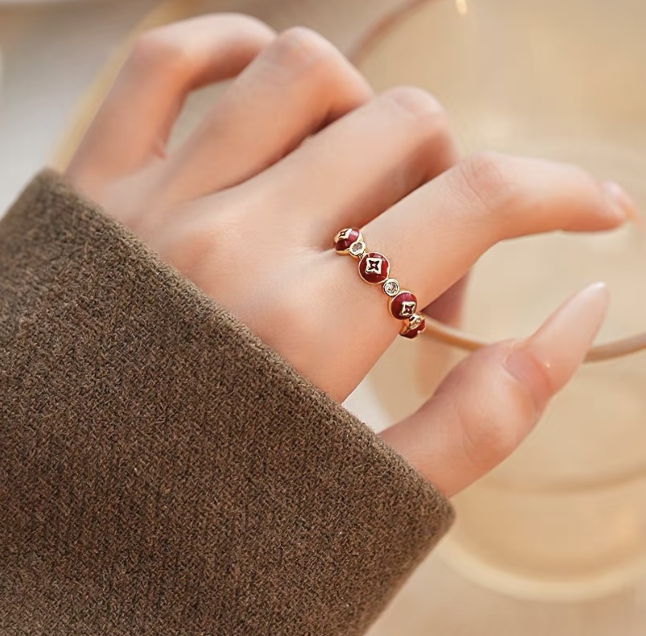 28/5000 The new Chinese-style money string ring has a beautiful meaning. It is a coin opening ring and a red handmade index finger ring for autumn and winter