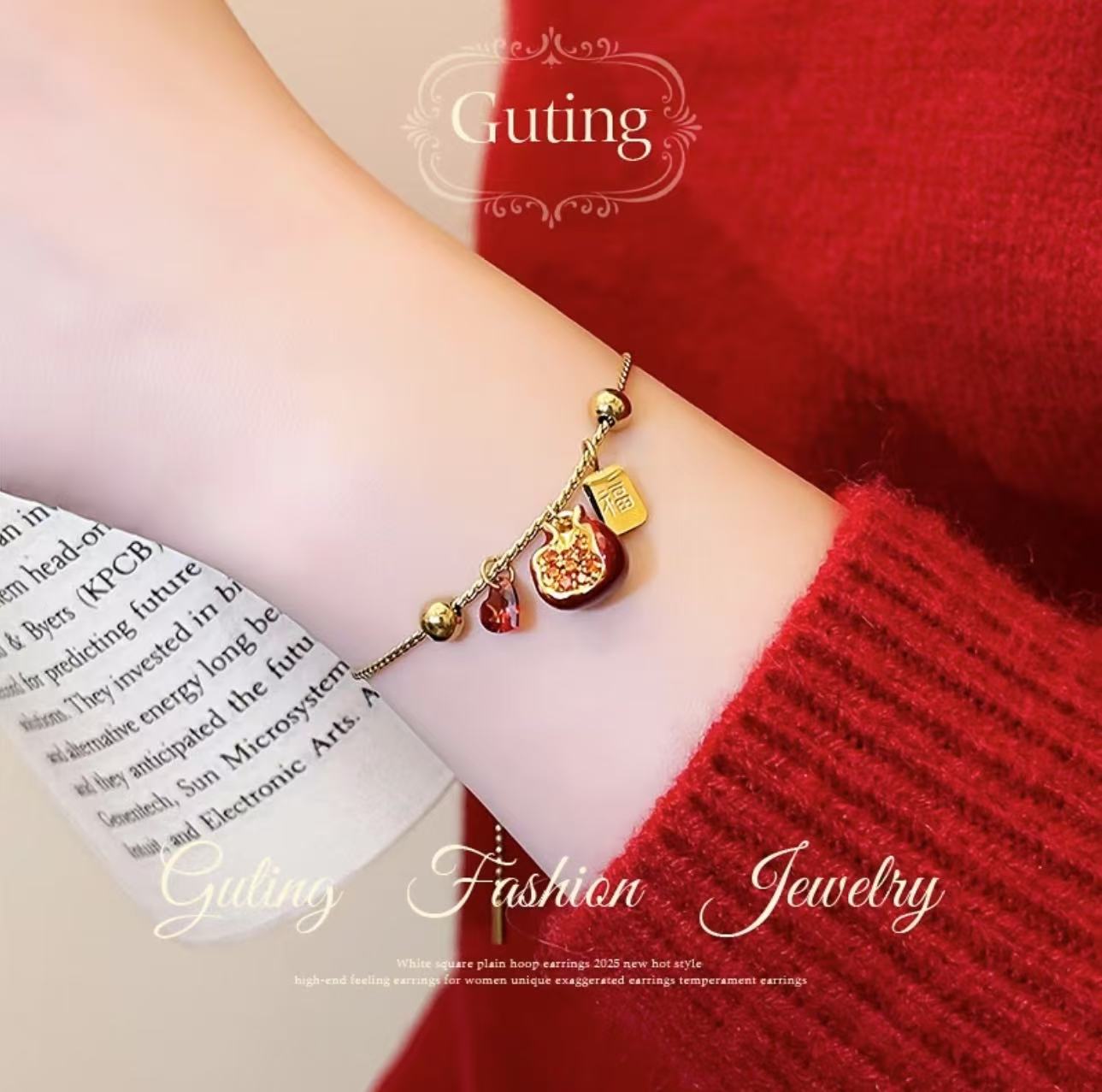 Red pomegranate heart-shaped rebranded bracelet for women, a high-end, light luxury new Chinese-style exquisite New Year's jewelry