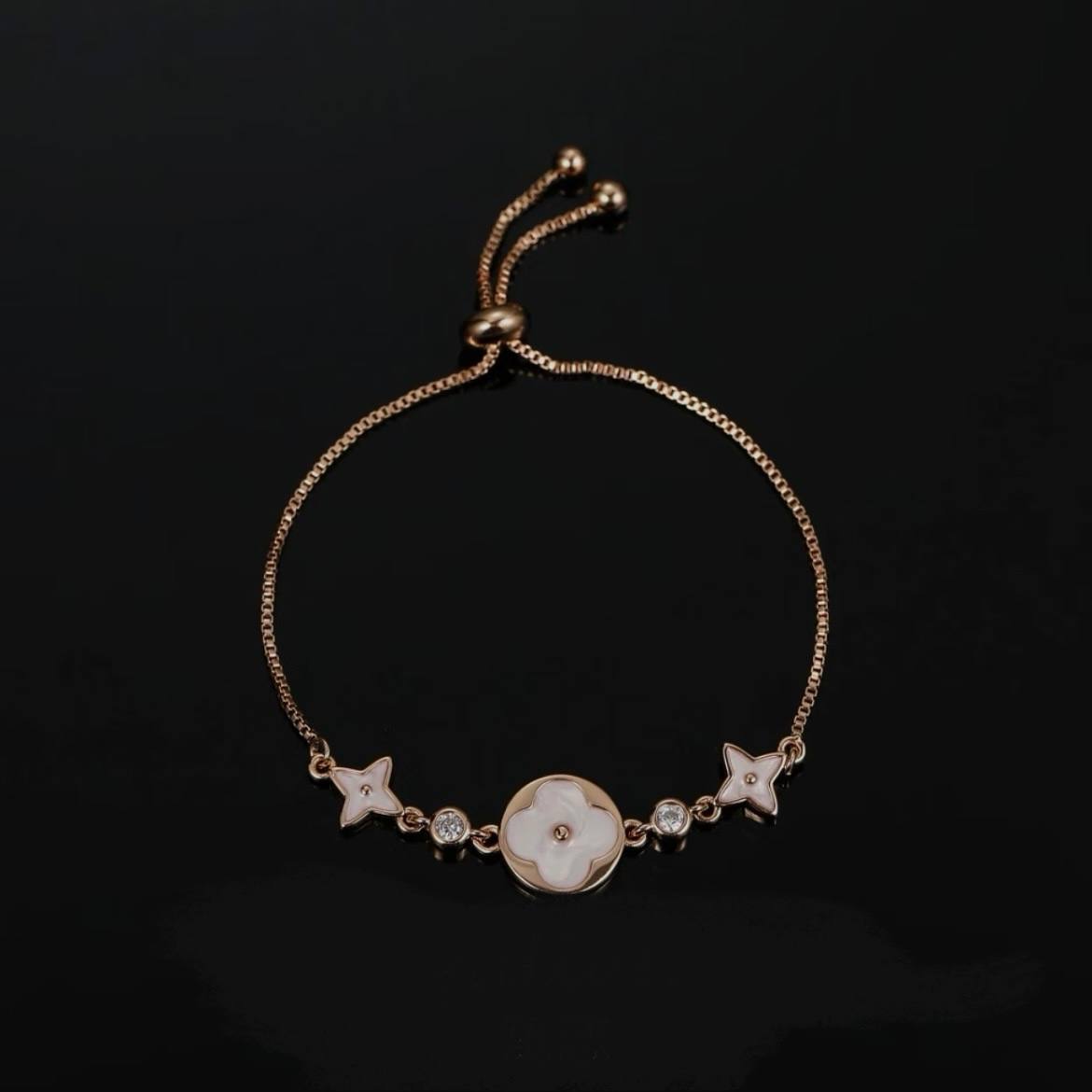 Four-leaf clover bracelet, lucky bracelet, birthday gift bracelet, jewelry gift, fashionable women's jewelry gift