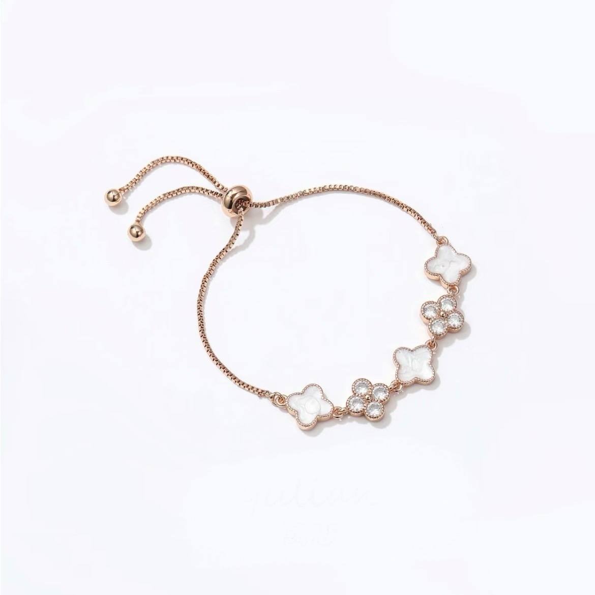 Lady's adjustable four-leaf clover fashionable and simple rose gold chain bracelet - jewelry gift - women's fashionable accessory