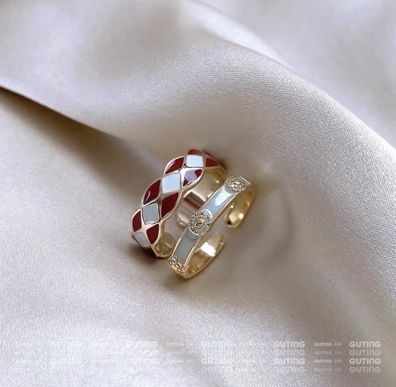 28/5000 The new Chinese-style money string ring has a beautiful meaning. It is a coin opening ring and a red handmade index finger ring for autumn and winter