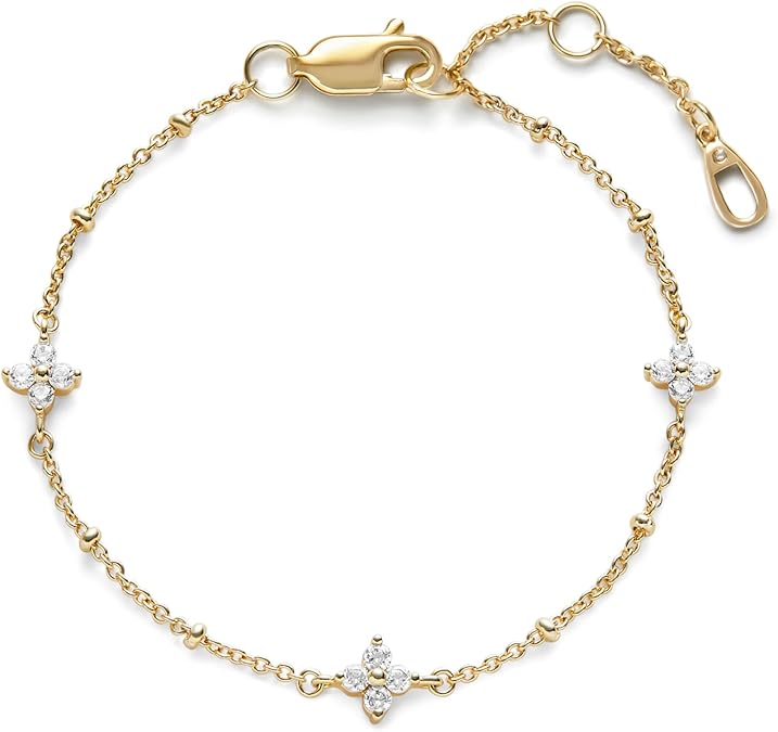 Delicate bracelet with flowers, cuff bracelet style - Waterproof and color-resistant jewelry - Adjustable bracelet for ladies