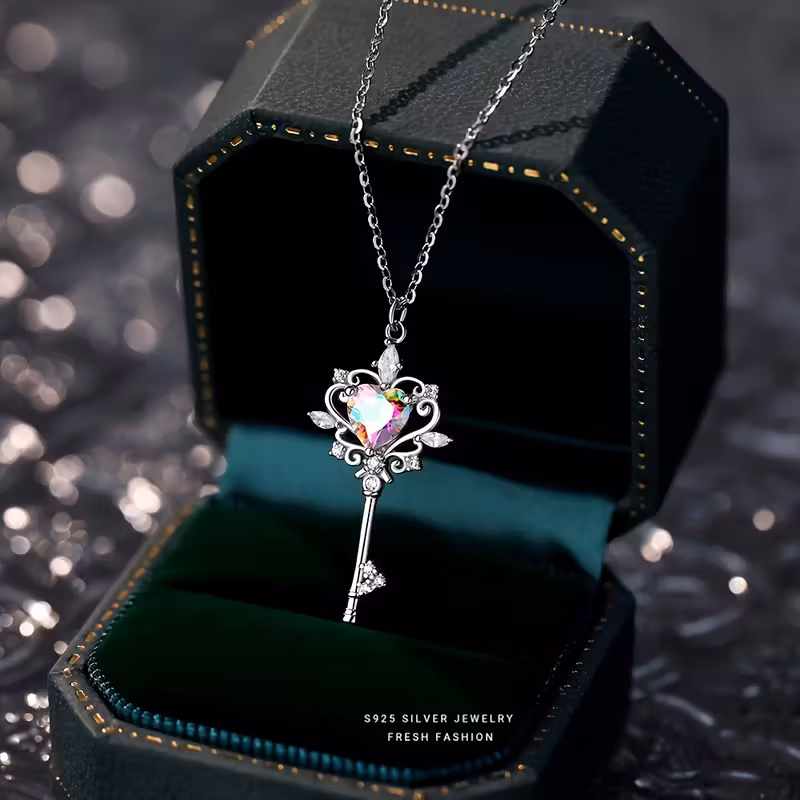 Locket-shaped necklace as a holiday gift with a hollow design, key-shaped heart-shaped pendant necklace as a gift for engagement, pendant necklace with geometric patterns, women's jewelry.