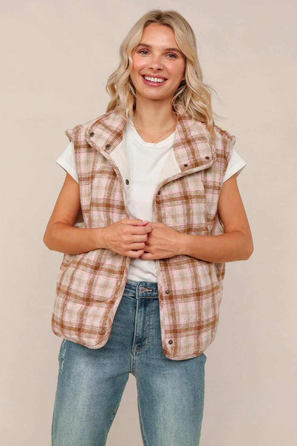 PLUS SNAP BUTTON DOWN PLAID QUILTED VEST JACKET