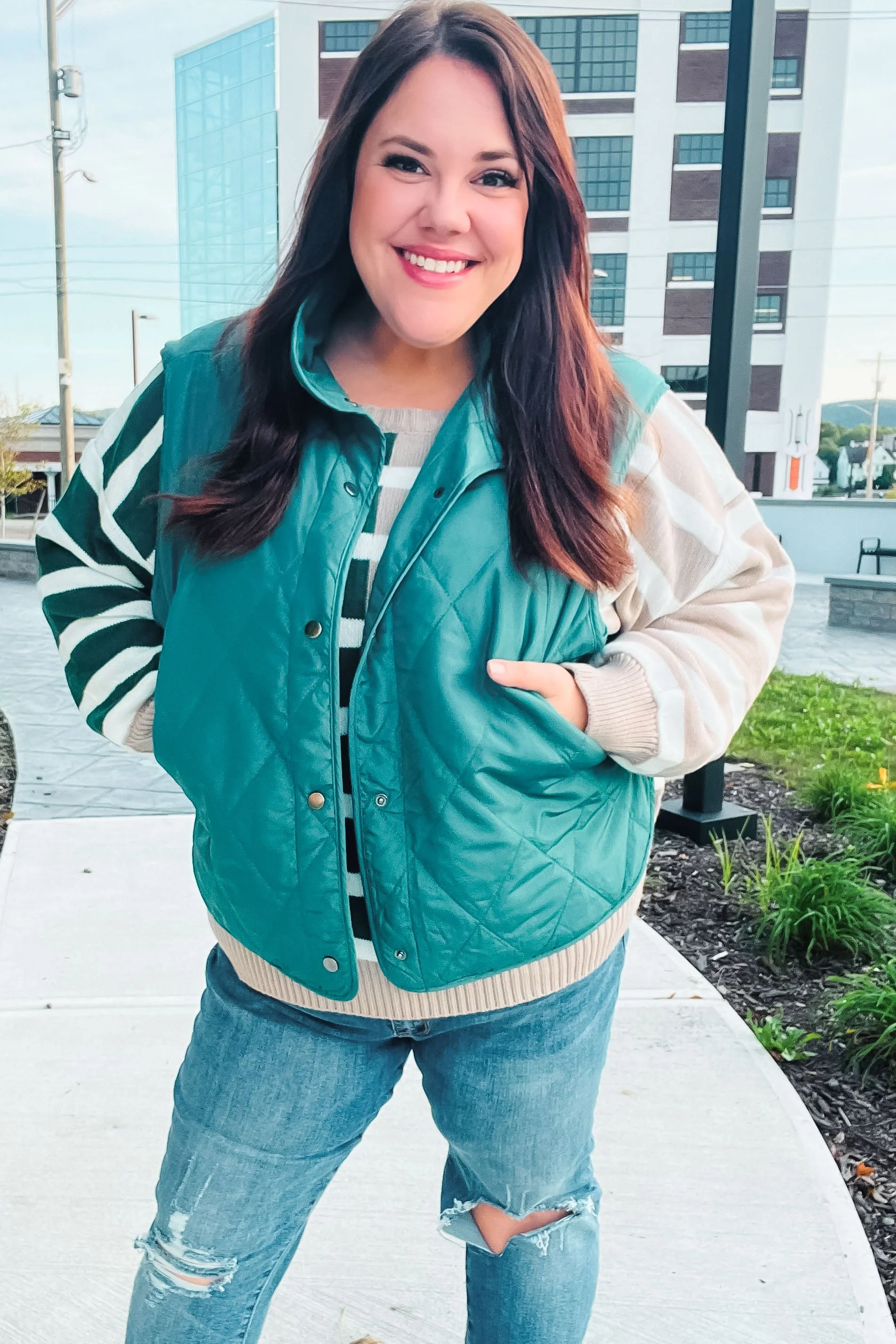 Weekend Ready Hunter Green Snap Button Quilted Puffer Vest (Open Pack)