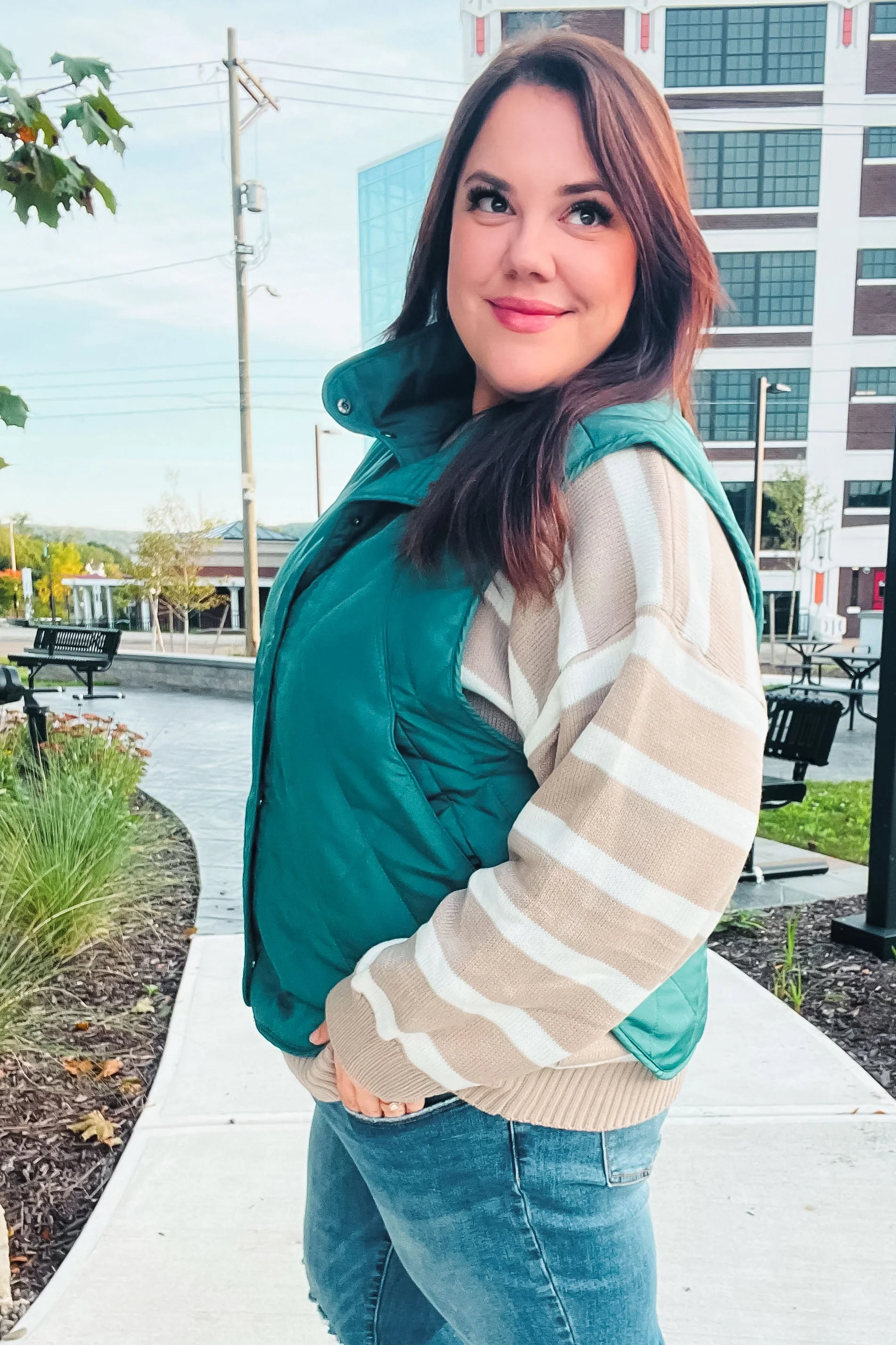 Weekend Ready Hunter Green Snap Button Quilted Puffer Vest (Open Pack)