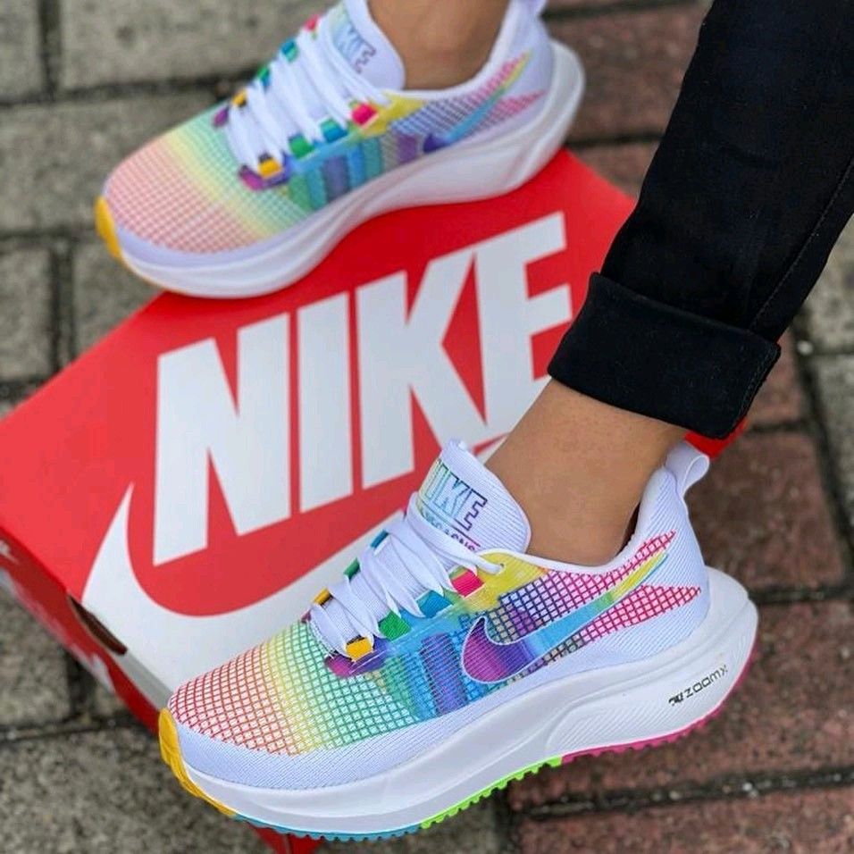 Ladies casual non-slip sneakers