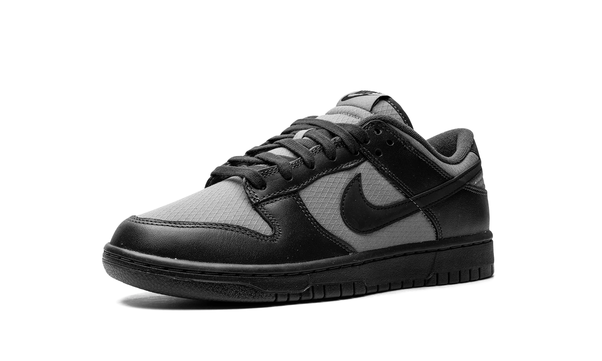 Dunk Low Retro SE 