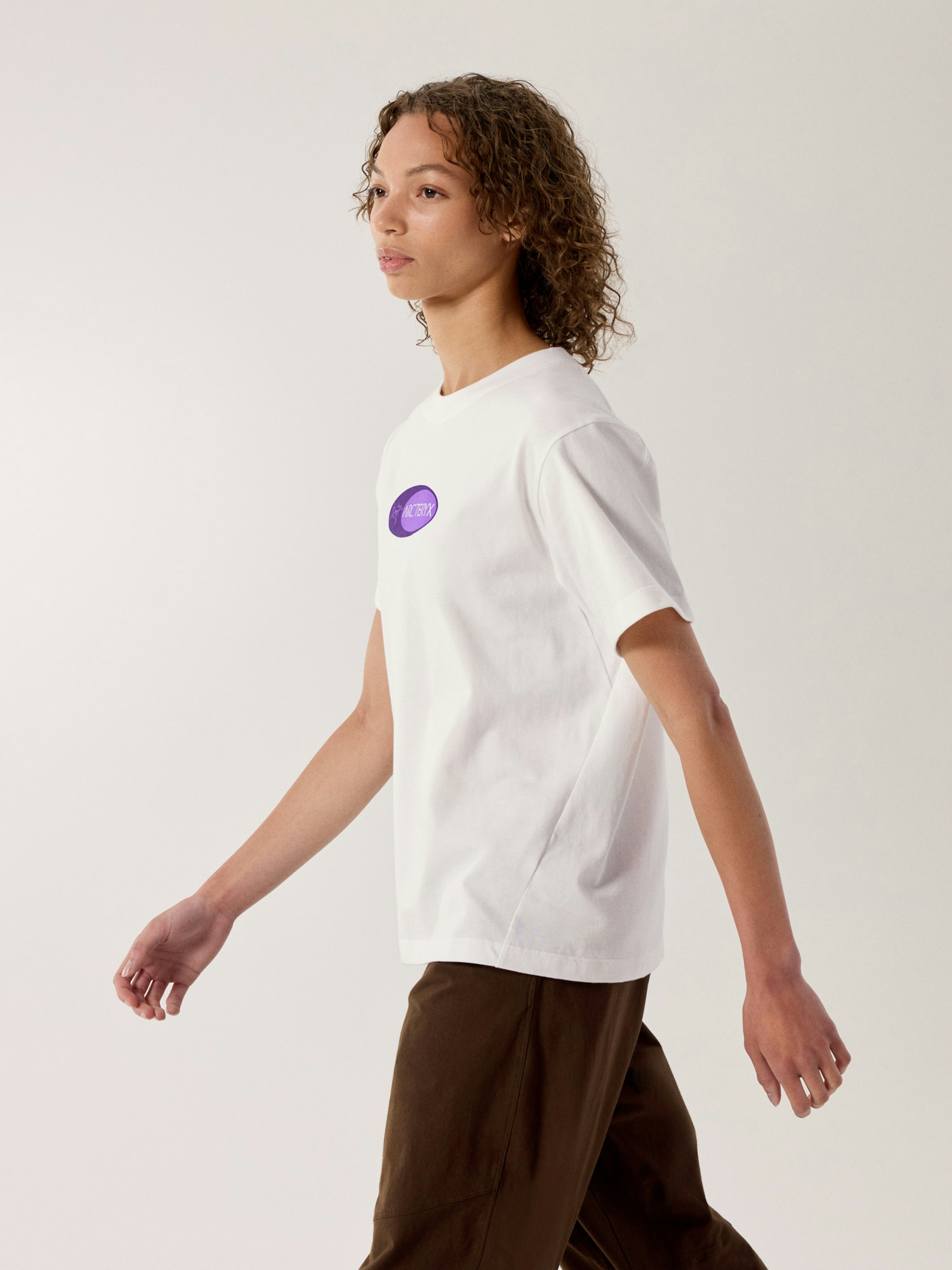 Kragg Cotton Sticker Crew Shirt SS Women's