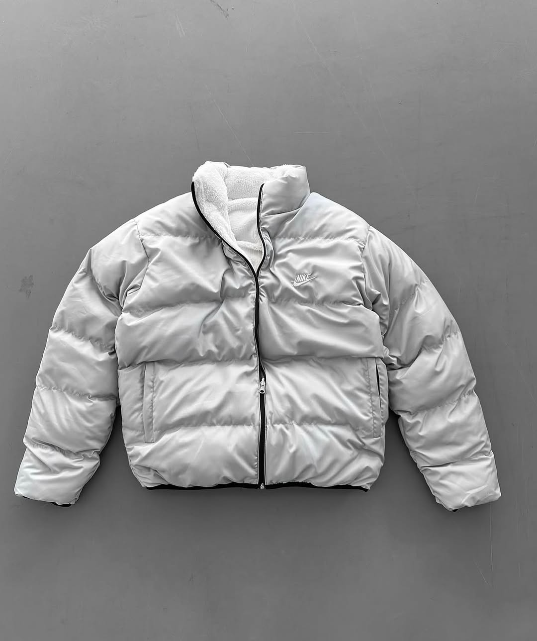 Reversible Classic Logo Insulated Jacket (Unisex)